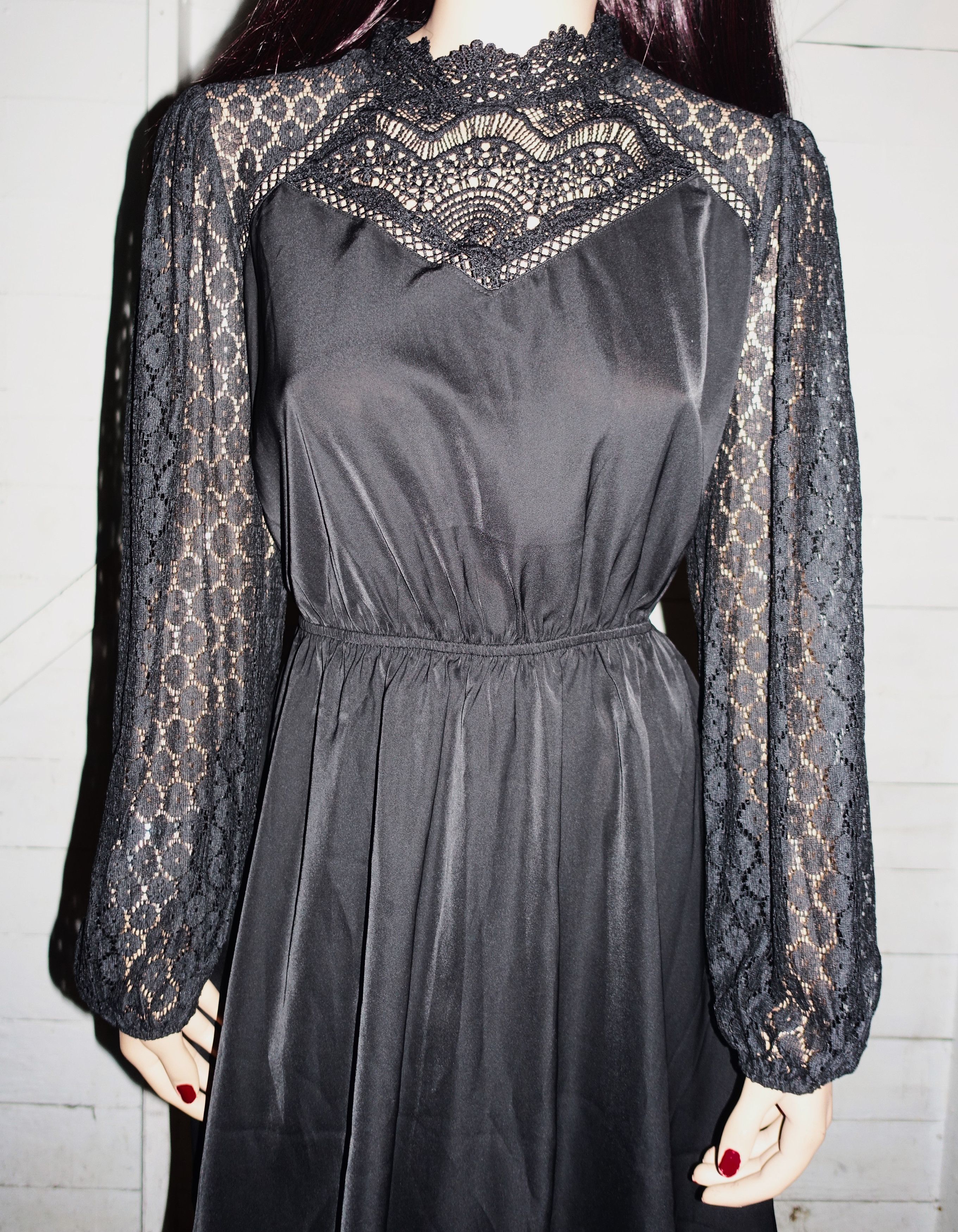 Other Cupshe Black Lace Dress L NWT Size L / US 10 / IT 46 - 4 Thumbnail