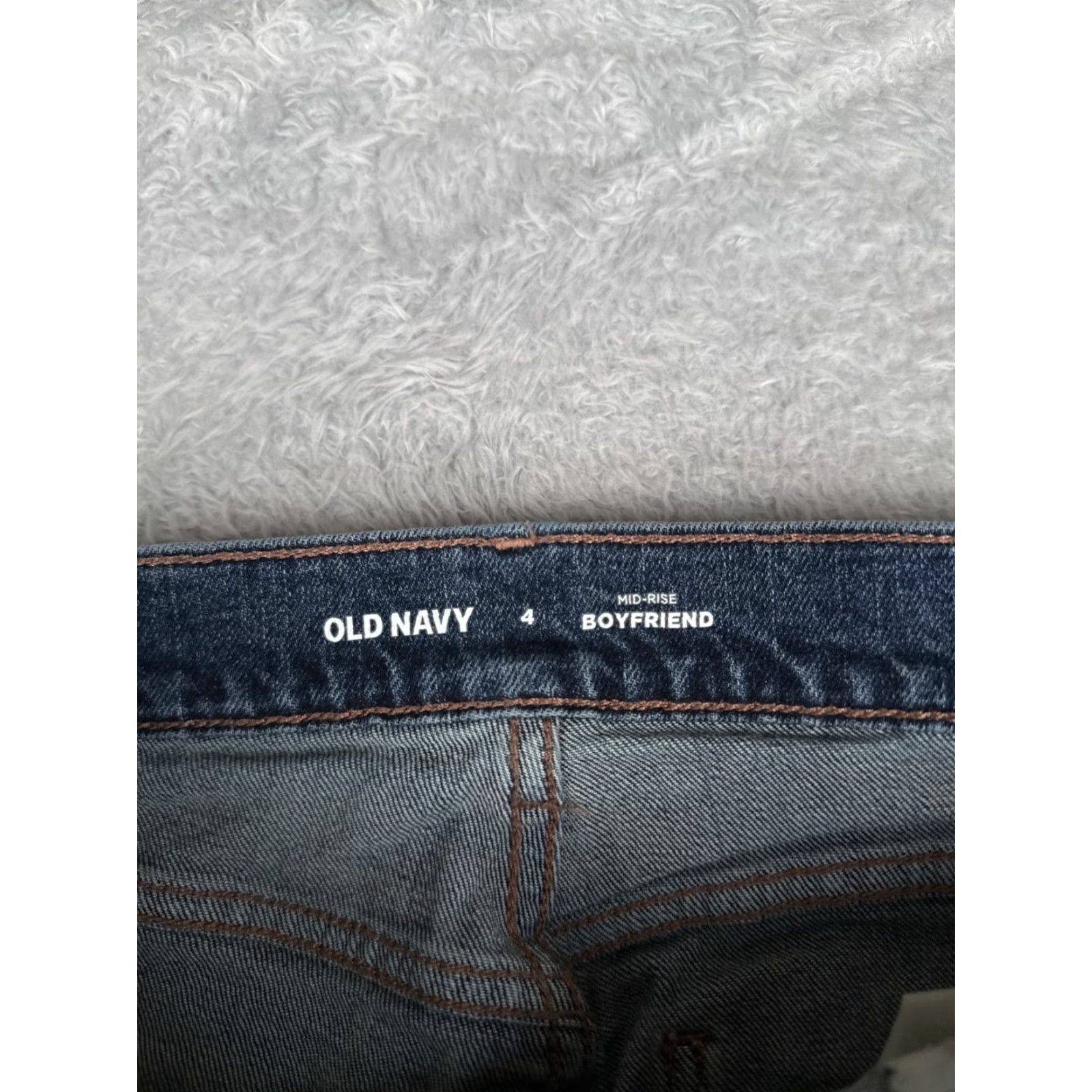 Old Navy VINTAGE Old Navy Jeans Womens 4 Blue Denim Boyfriend Mid Rise Raw Hem Cotton 28x24 Size 32" / US 10 / IT 46 - 6 Thumbnail
