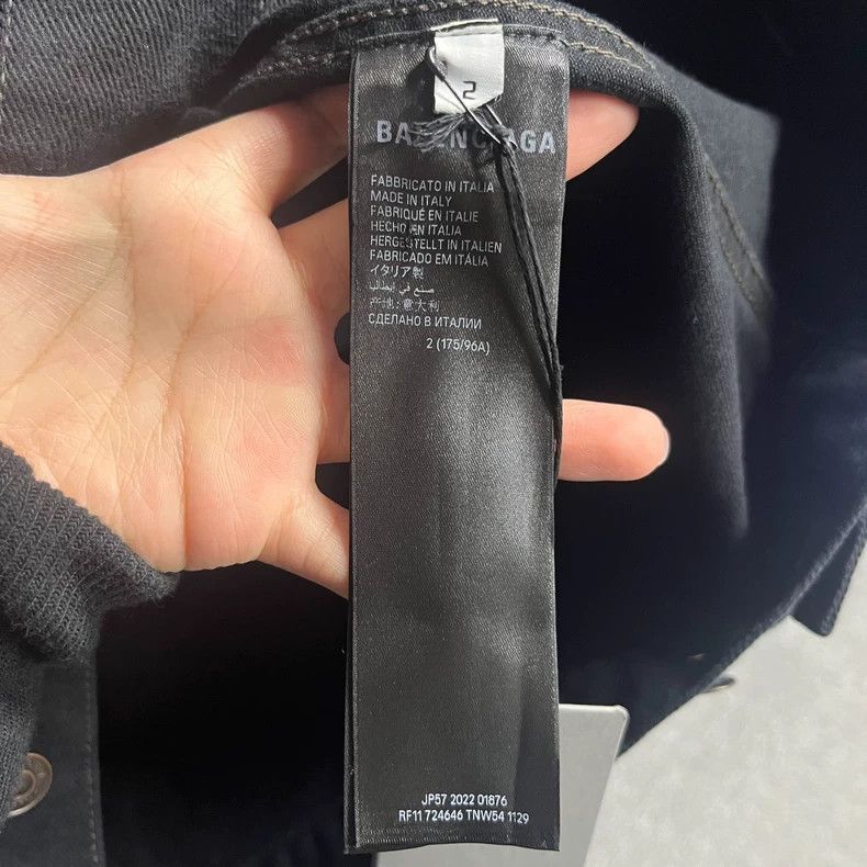 Balenciaga Balenciaga latest black solid color printed lapel single br Size US M / EU 48-50 / 2 - 3 Thumbnail