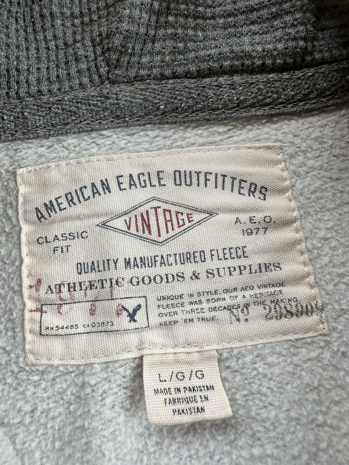 Beauty Beast VINTAGE DISTRESSED AMERICAN EAGLE FUR ZIPHOODIE I6W9 STYLE Size US XXL / EU 58 / 5 - 8 Thumbnail