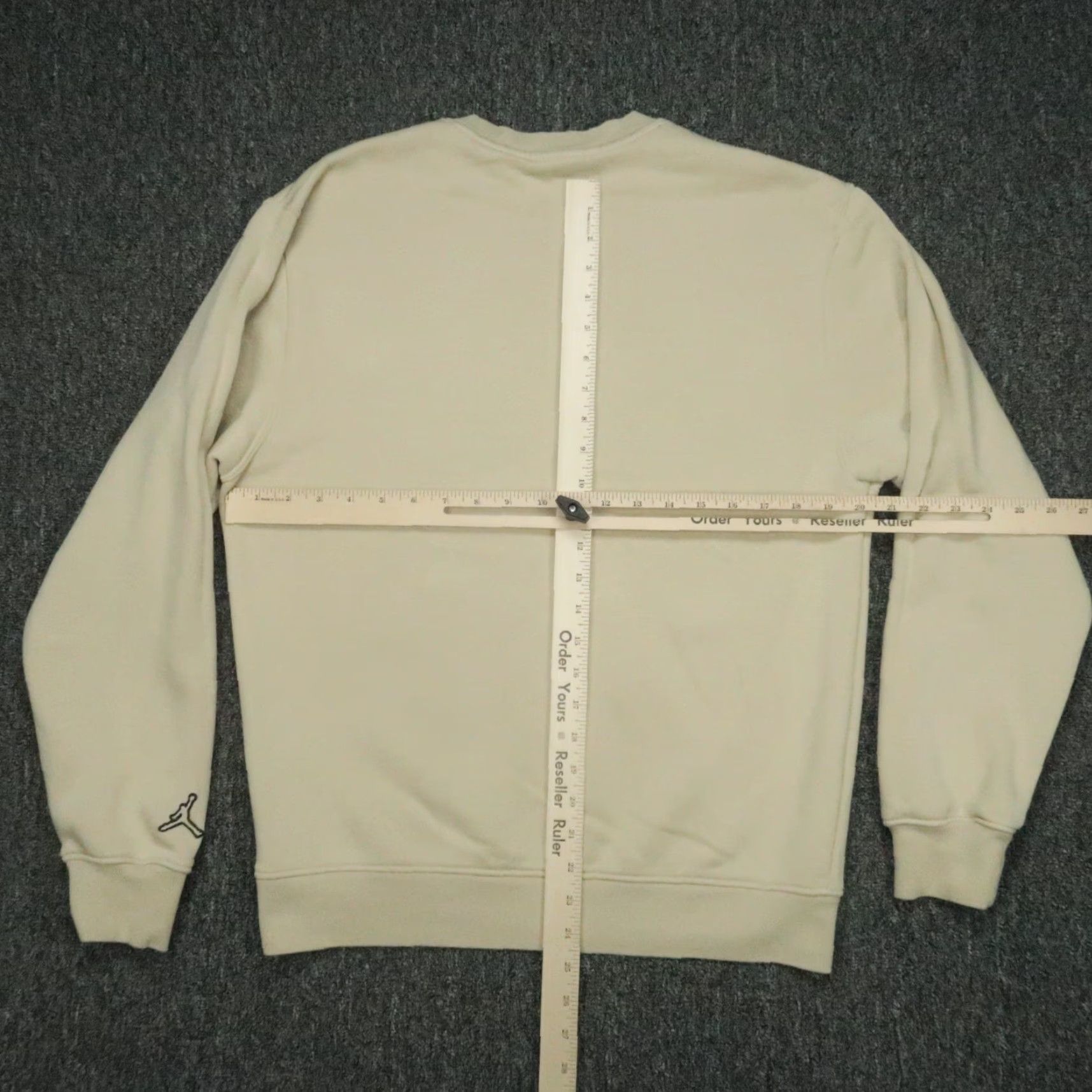 Nike Nike Sweatshirt Mens Small Tan Jordan Essential Holiday Heritage Fleece Crew Size US S / EU 44-46 / 1 - 7 Thumbnail