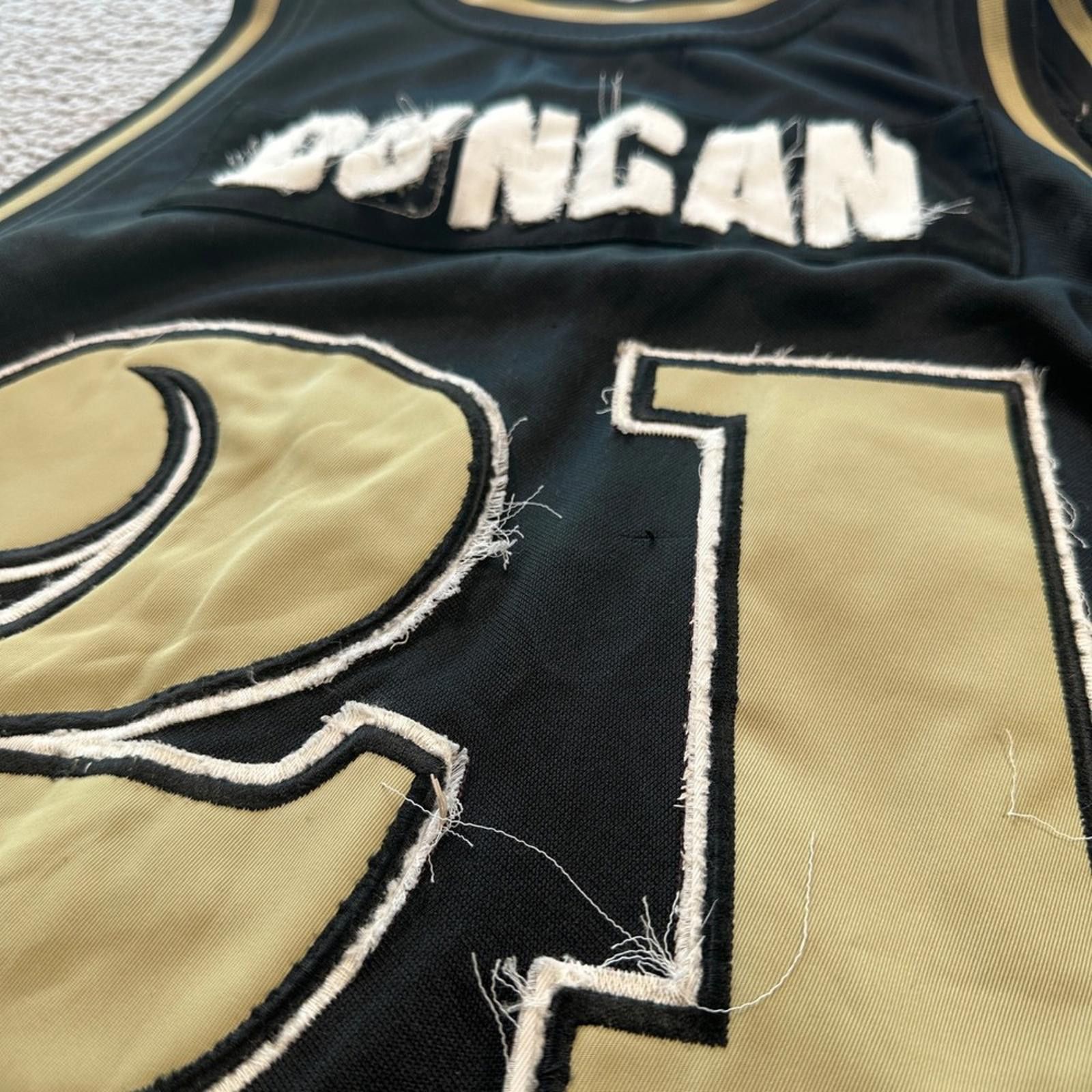 Other Wake Forest Deacons Tim Duncan Basketball Jersey 21 XXL Size US XXL / EU 58 / 5 - 6 Thumbnail