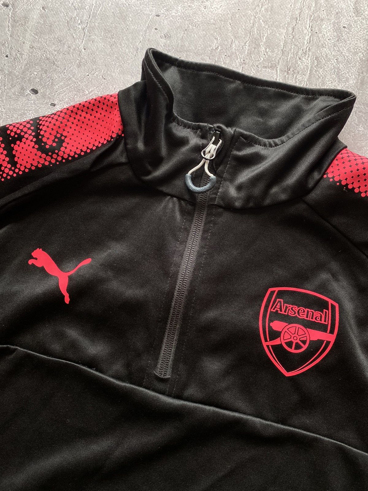 Puma 2017-18 Arsenal Puma 1/3 Zip Training Top Soccer Football Size US M / EU 48-50 / 2 - 3 Thumbnail