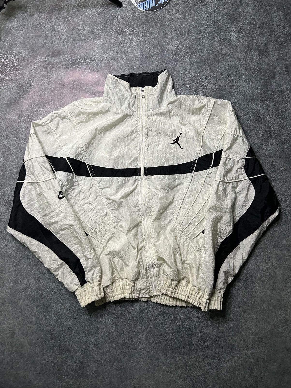 Jordan Brand × Nike × Vintage Nylon Vintage Jordan VERY RARE Size US L / EU 52-54 / 3 - 6 Thumbnail