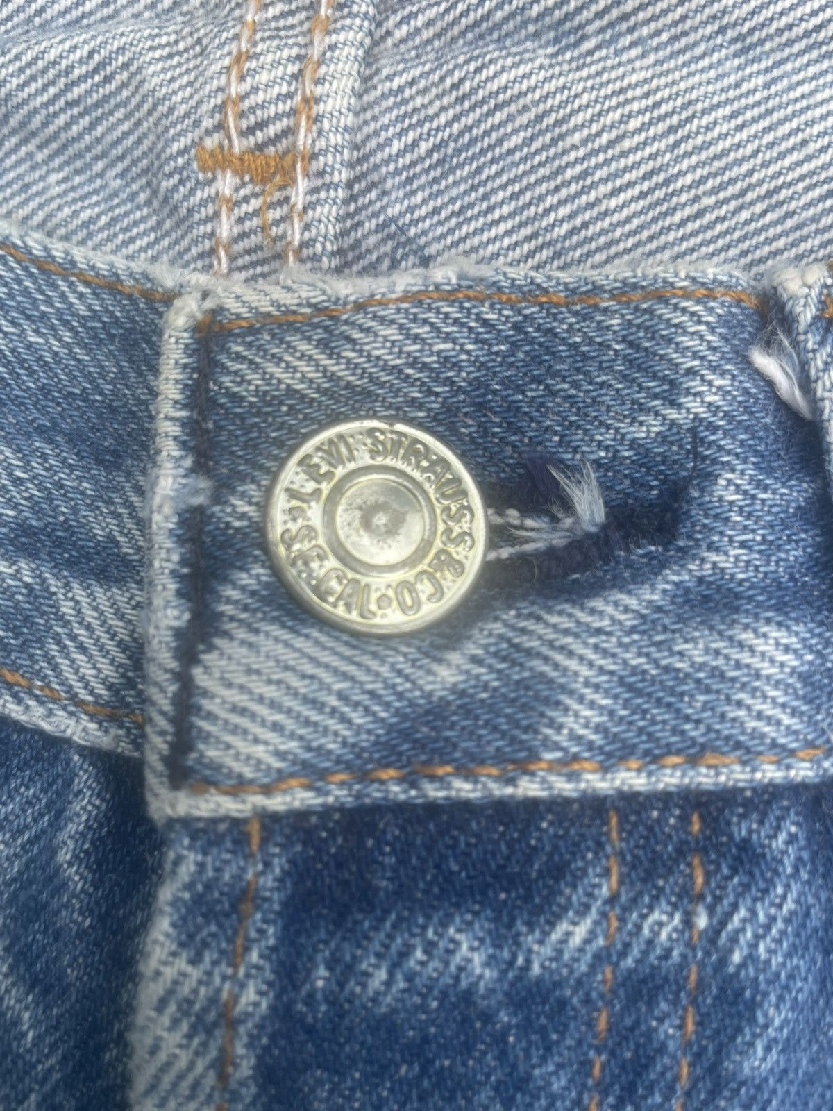 Levi's Vintage 1986 Levi’s 501 XX Stone Wash Size US 33 - 22 Thumbnail