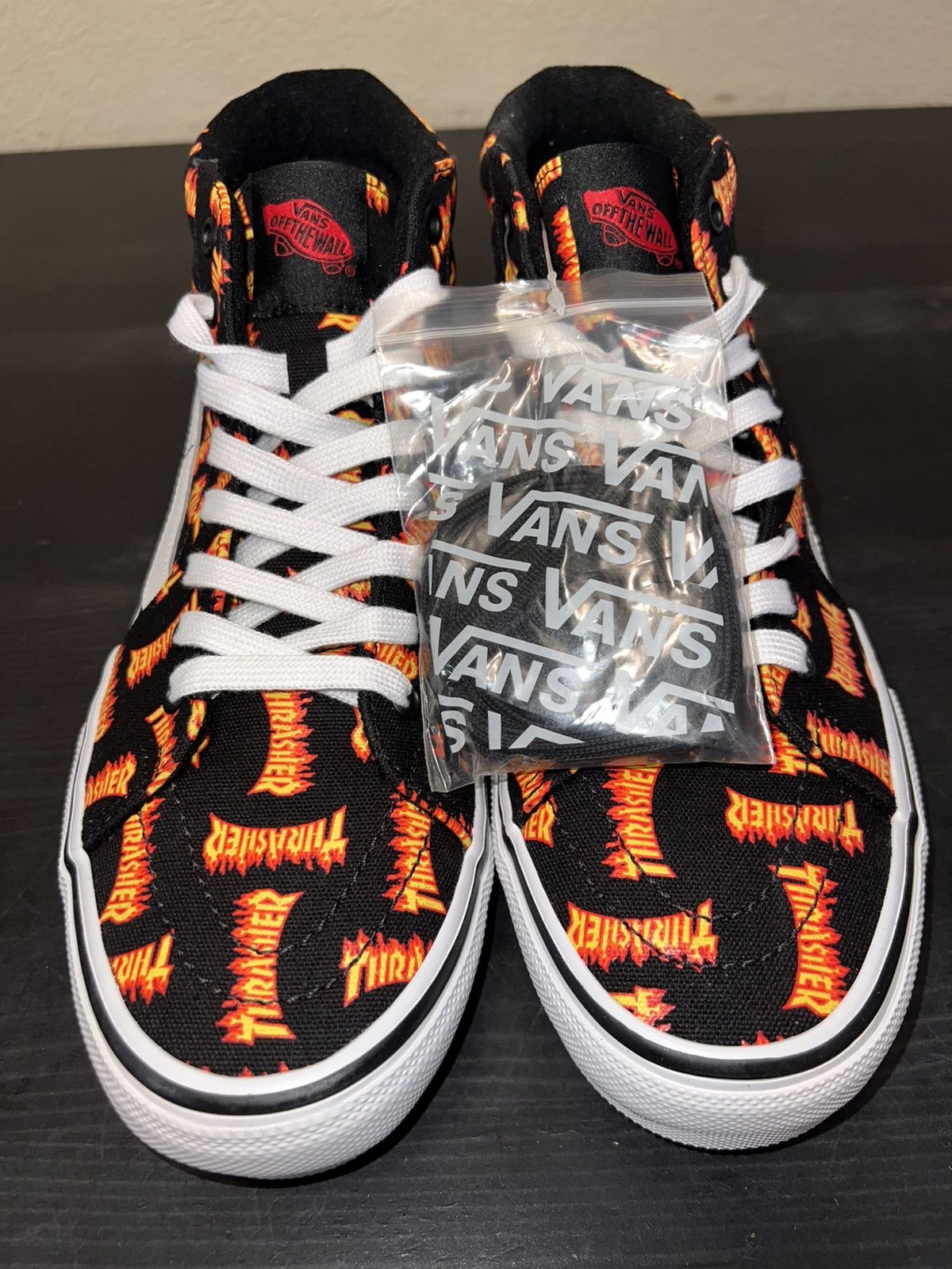 Vans Vans x Thrasher Skate Sk8-Hi Size 9 Size US 9 / EU 42 - 2 Thumbnail