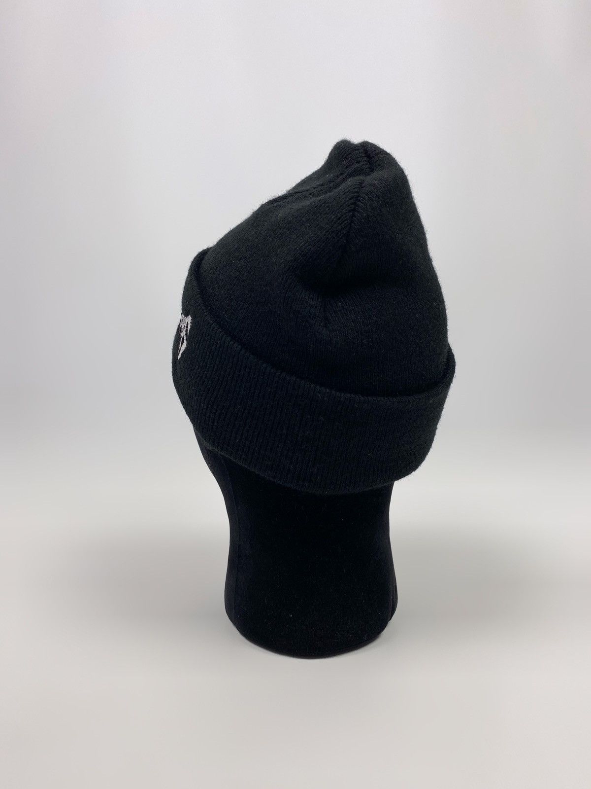 Band Tees Amorphis Band Embroidered Logo Cuffed Beanie Hat Size ONE SIZE - 4 Thumbnail