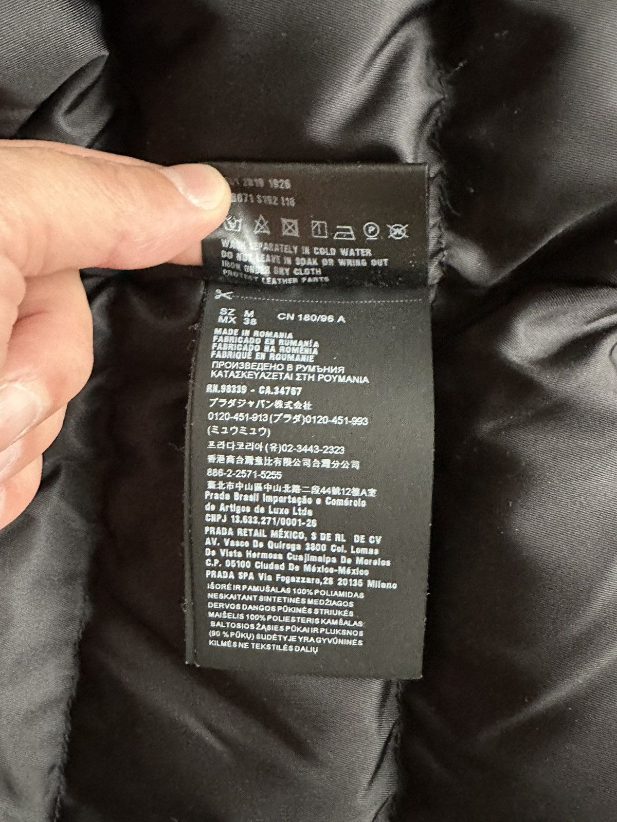 Prada 2019 Prada triangle parka Size US M / EU 48-50 / 2 - 7 Thumbnail