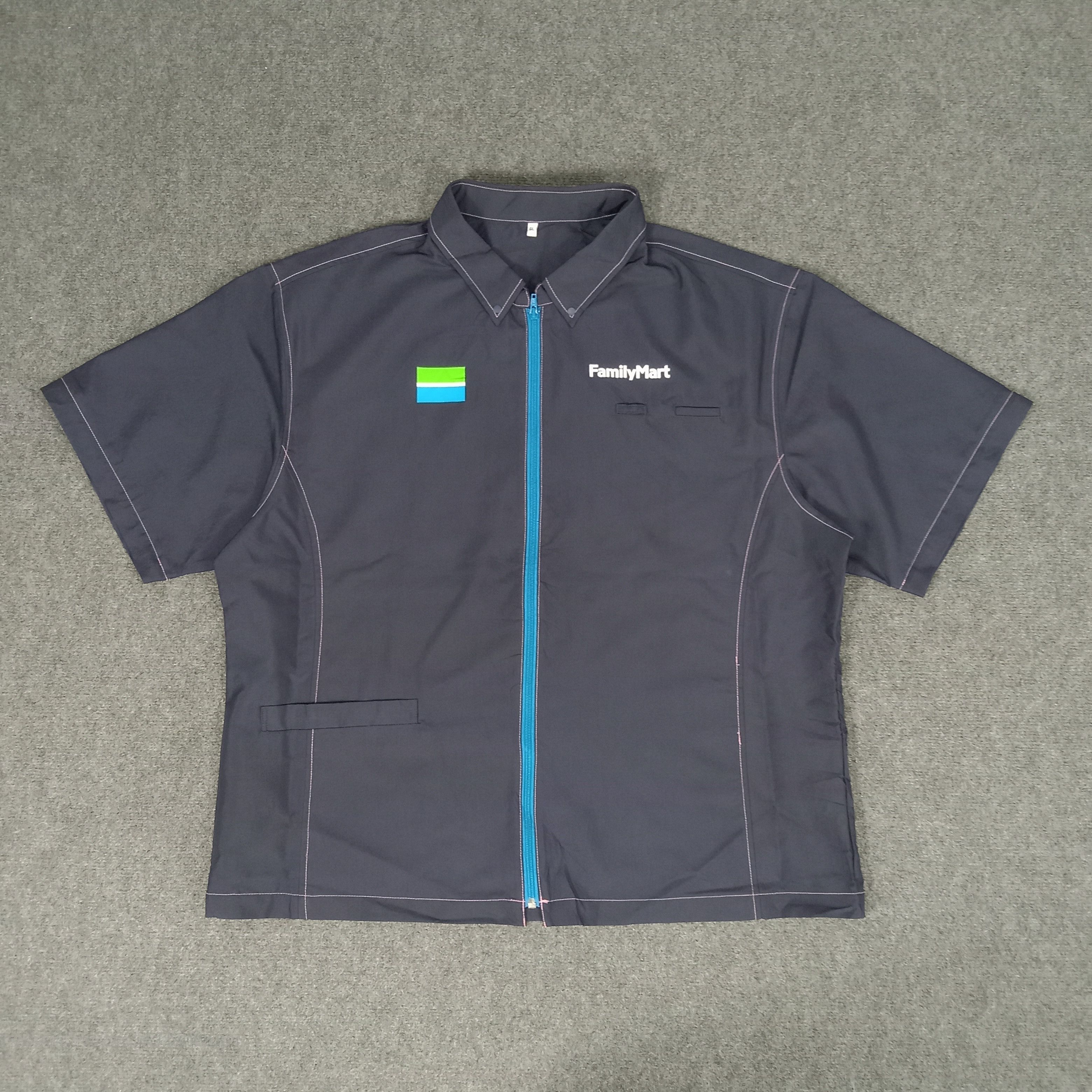Japanese Brand × Vintage Family Mart Japanese Brand Uniform Jacket Size US XXL / EU 58 / 5 - 1 Thumbnail