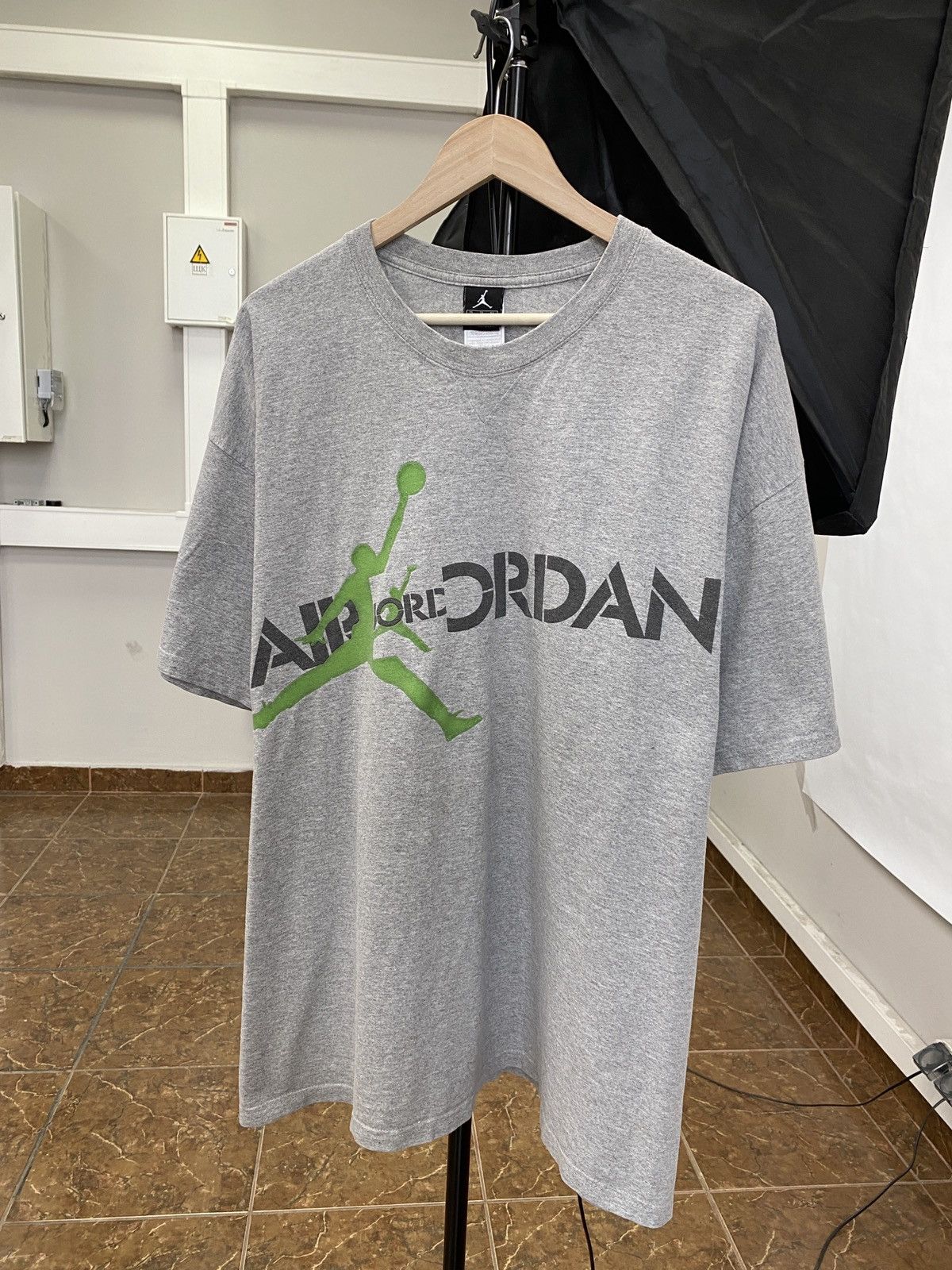 Jordan Brand 🇺🇸 Vintage 90s USA Jordan Nike t-shirt rare retro hype Y2K Size US XXL / EU 58 / 5 - 1 Thumbnail