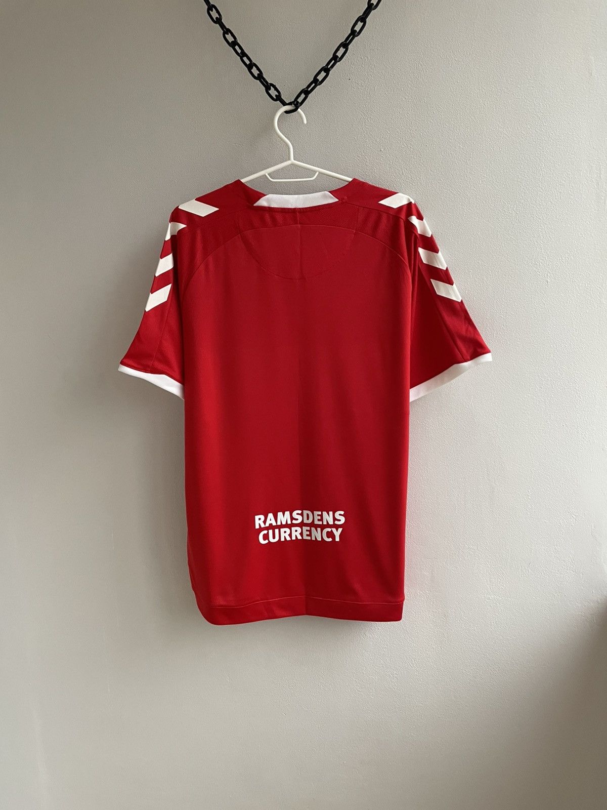 Hummel Middlesbrough 2018 2019 Home Football Shirt Soccer Jersey Size US L / EU 52-54 / 3 - 18 Thumbnail