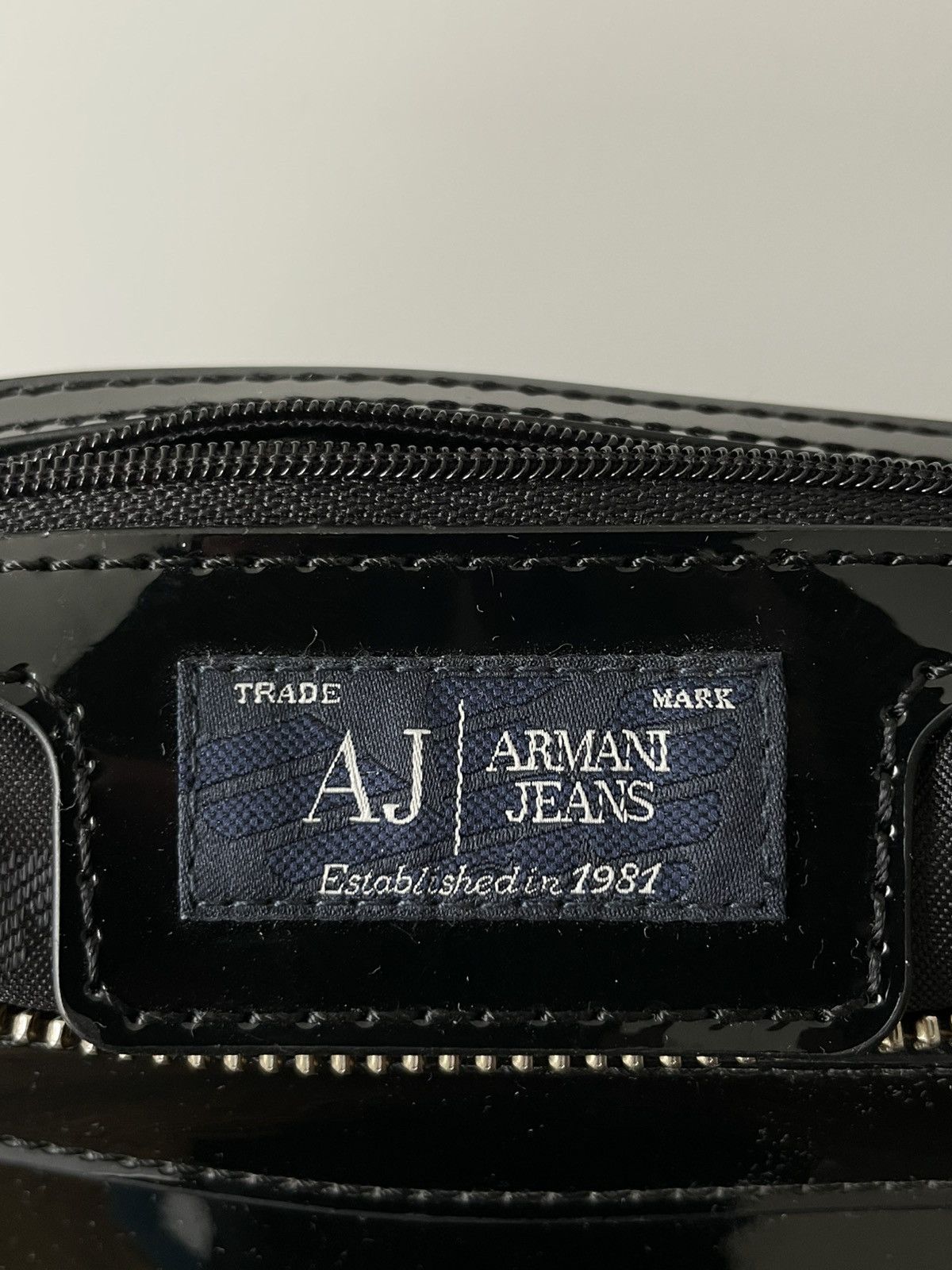 Armani Vintage AJ Armani Jeans 00’s Black Patent Leather Hand Bag Size ONE SIZE - 8 Thumbnail
