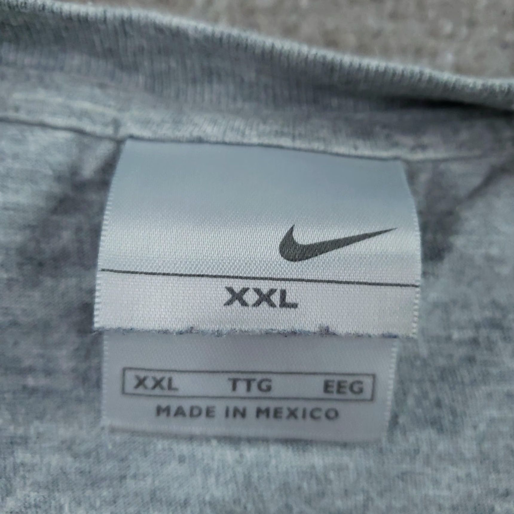 Nike Vintage Nike Shirt Men 2XL Gray Stripe Logo Graphic Short Sleeve Embroidered Fashion Shirt Size US XXL / EU 58 / 5 - 5 Thumbnail