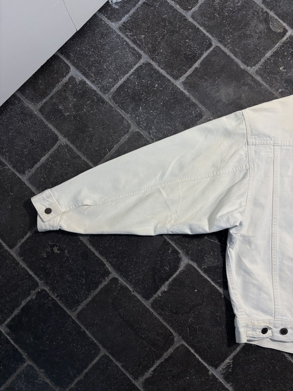 Levi's 1990s Vintage Levi's Denim Jacket White Jean Jacket Size US S / EU 44-46 / 1 - 11 Thumbnail