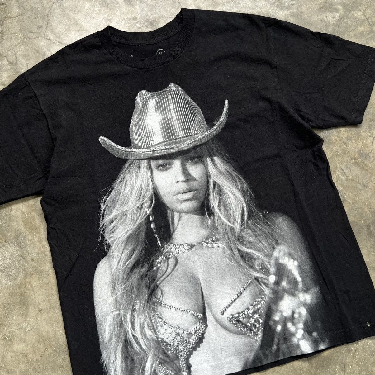 Beyonce Beyonce RWT 2023 Renaissance World Tour T-shirt Size US L / EU 52-54 / 3 - 3 Thumbnail