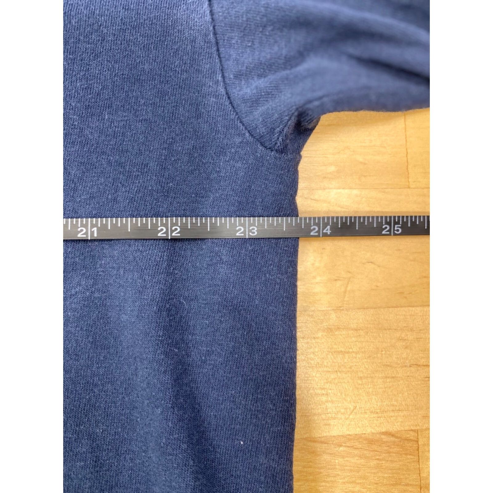 Tommy Hilfiger VINTAGE Tommy Hilfiger Shirt Men XL Blue Crew Neck Short Sleeve T-Shirt Size US XL / EU 56 / 4 - 6 Thumbnail