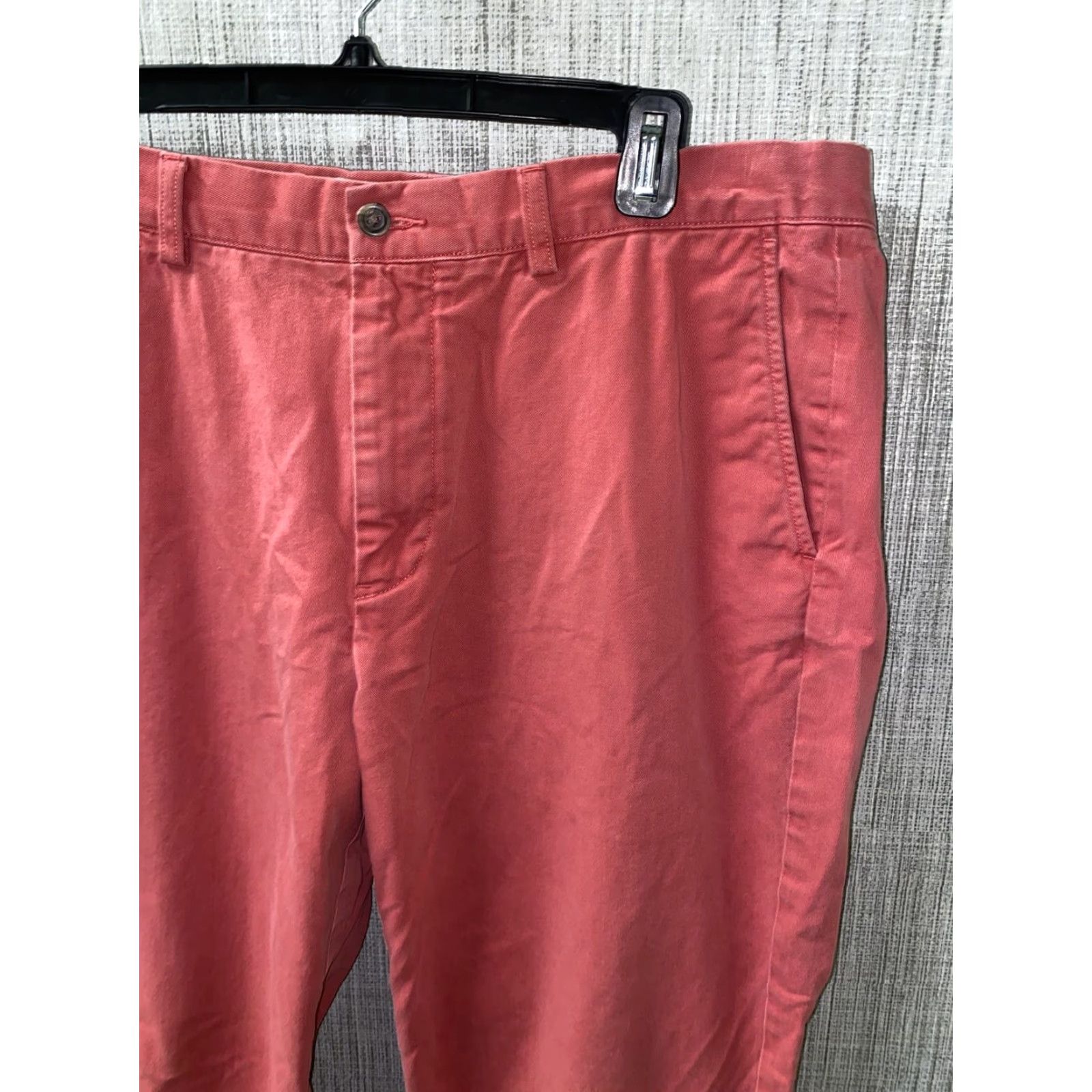 Polo Ralph Lauren Polo Ralph Lauren Pants Mens Red Zip Fly Casual Regular 36x31 Cotton Casual Trousers Men 36 Red 90s? (adjust decade if no) Mens Size US M / EU 48-50 / 2 - 2 Thumbnail