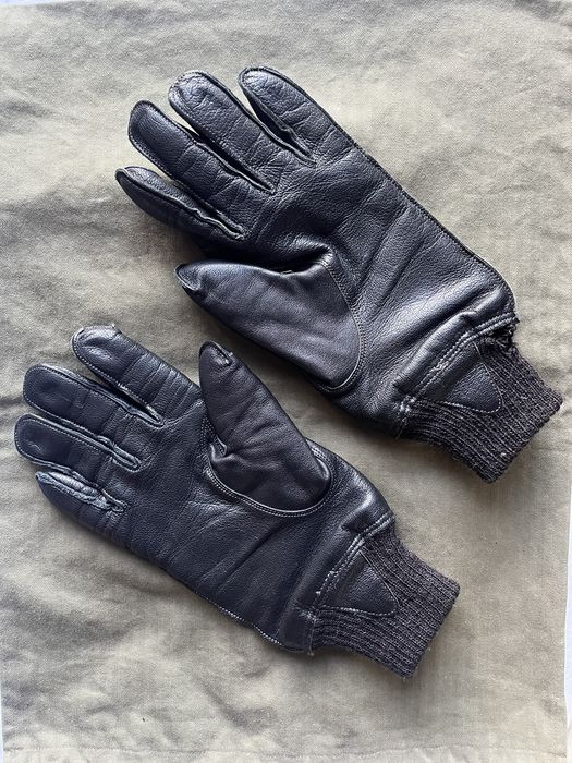 Buzz Rickson's William Gibson A-10 Gloves Black | Grailed