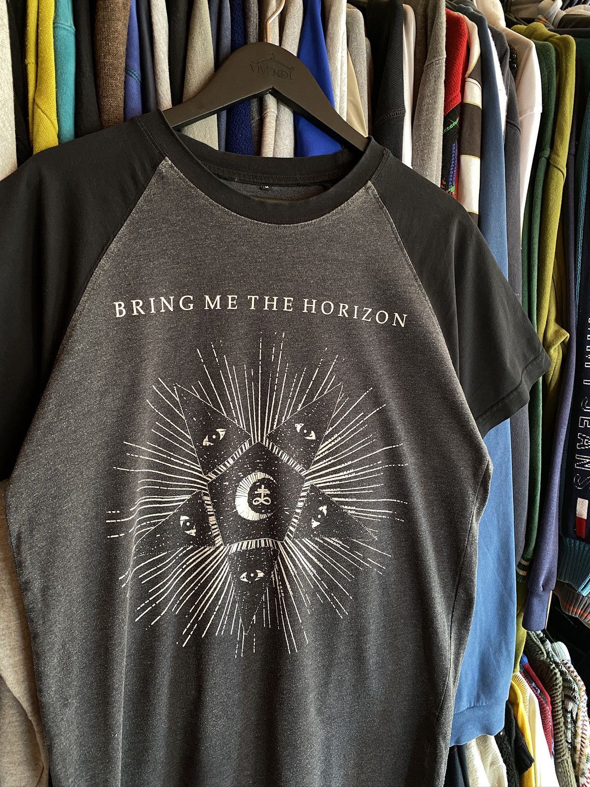 Band Tees VINTAGE BRING ME THE HORIZON PENTOGRAM T-SHIRT Y2k Size US M / EU 48-50 / 2 - 2 Thumbnail