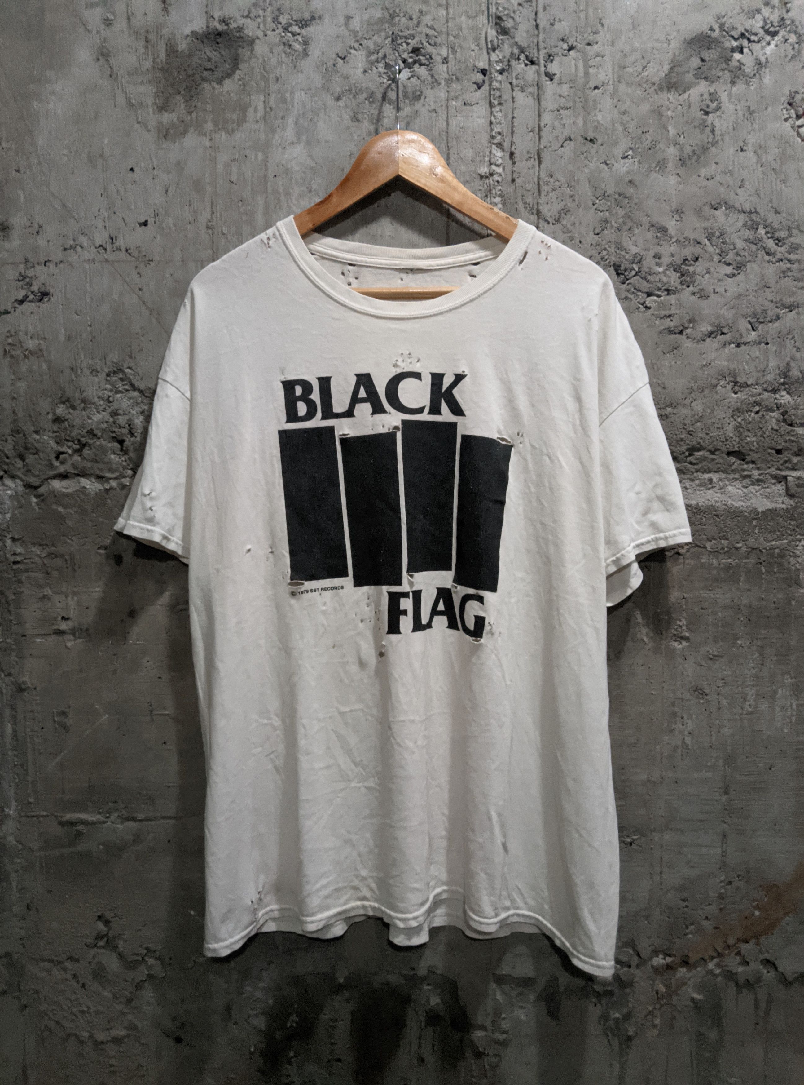 Band Tees Vintage 2000s blackflag punk thrashed distressed erd Size US XL / EU 56 / 4 - 1 Thumbnail