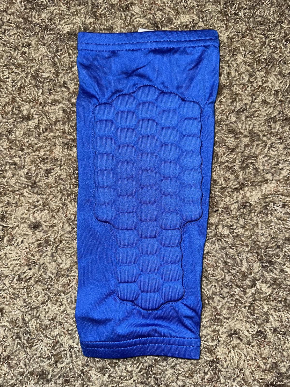 Nike ONE Nike Pro Combat Dri-Fit Compression Basketball Knee Pad Sleeve SINGLE Size ONE SIZE - 1 Thumbnail