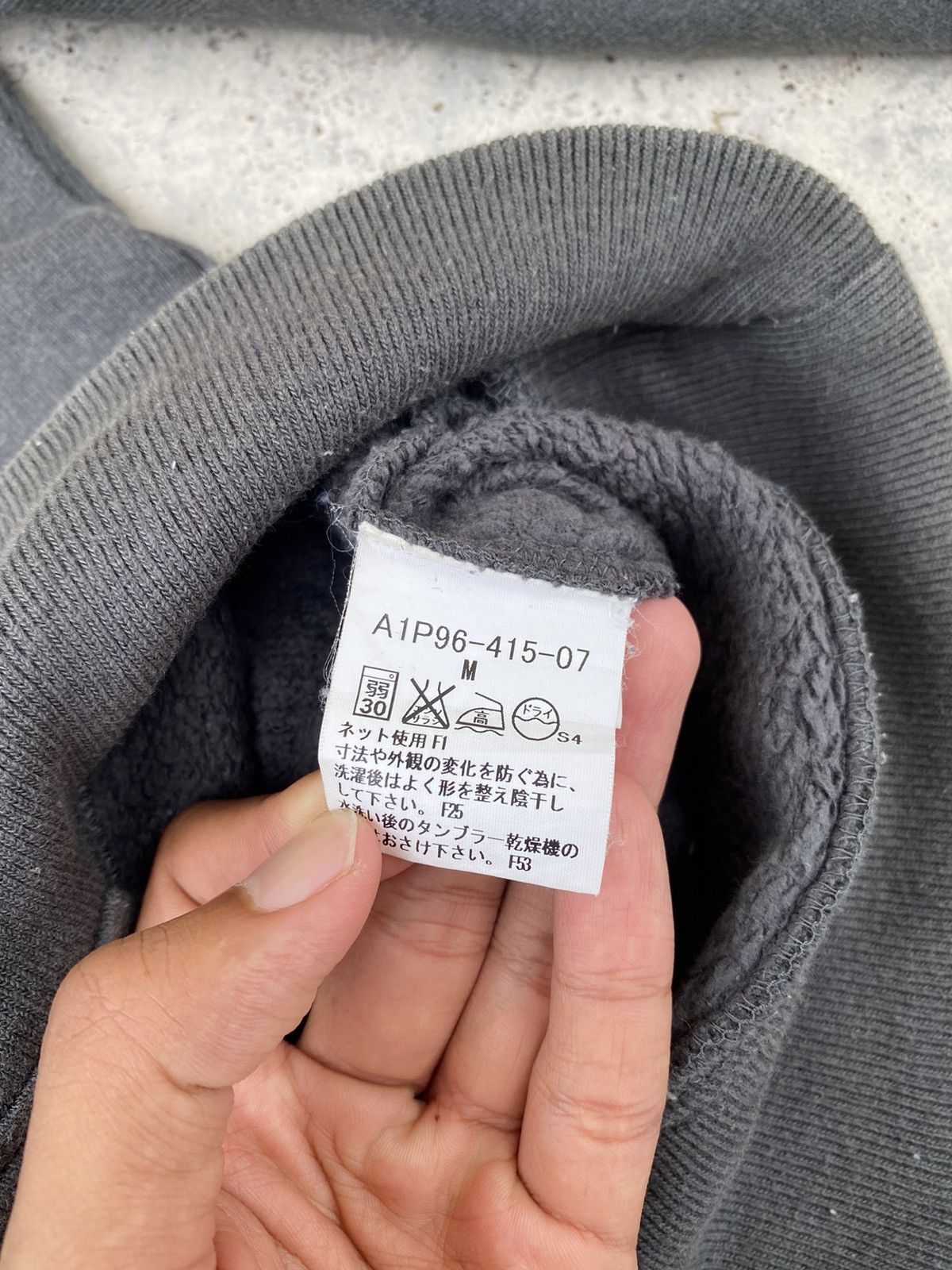 Burberry Vintage Burberry Zip Up Faded Hoodie Size US M / EU 48-50 / 2 - 7 Thumbnail
