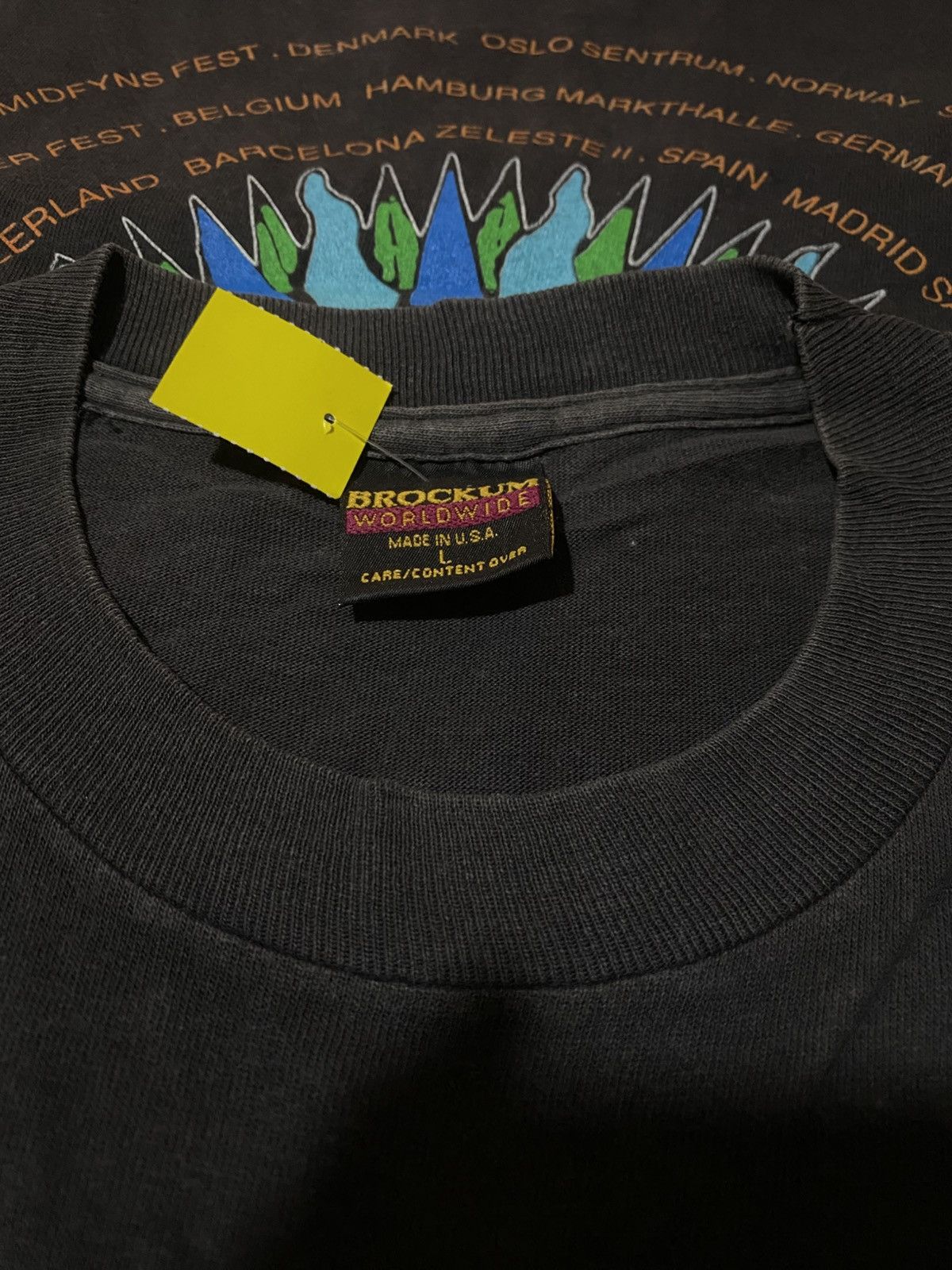 Band Tees Blind Melon Grunge Rising Sun 1993 By Brockum T Shirt Size US M / EU 48-50 / 2 - 5 Thumbnail