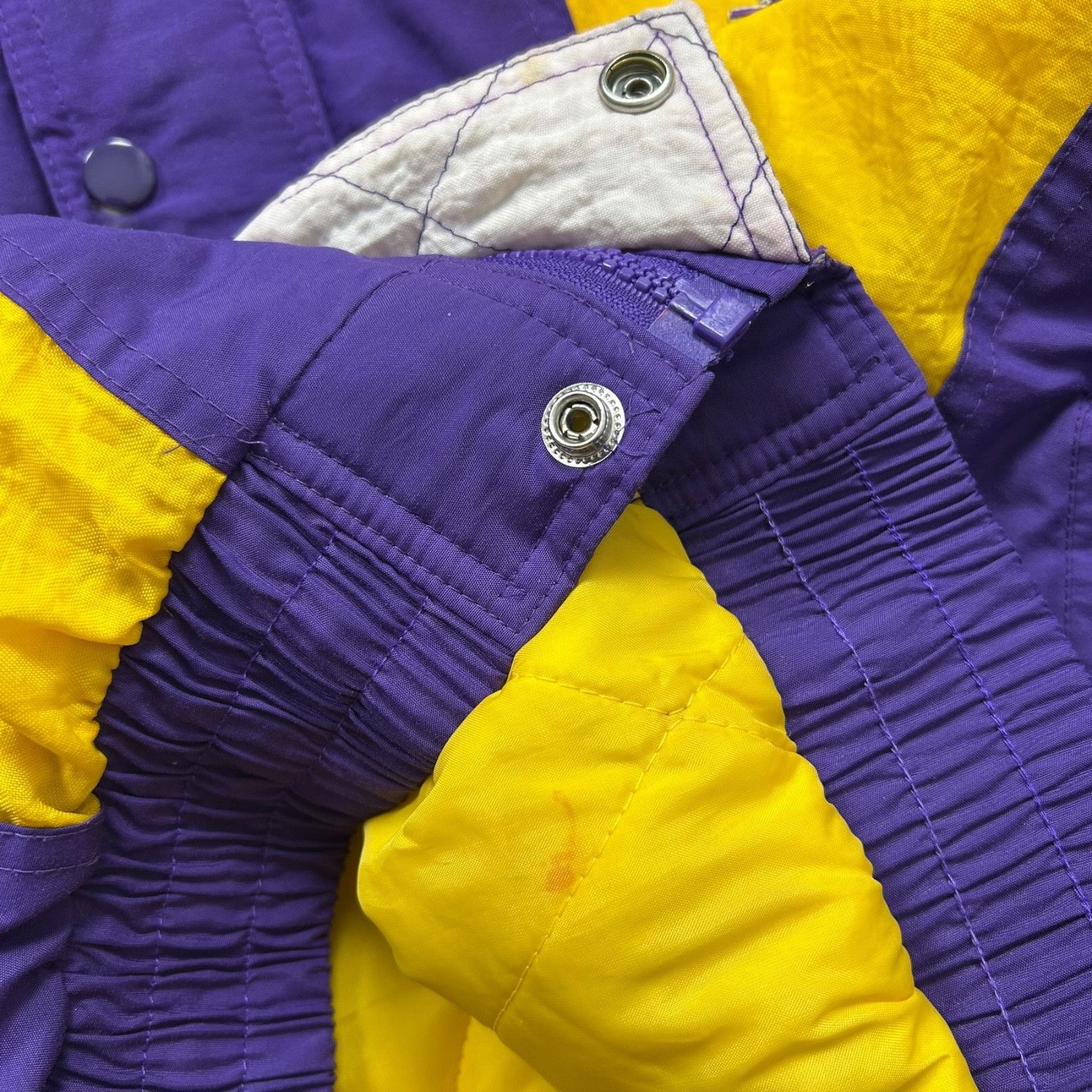 NBA VTG 90s LOS ANGELES LAKERS STARTER PUFFER JACKET HOODED XL Size US XL / EU 56 / 4 - 9 Thumbnail