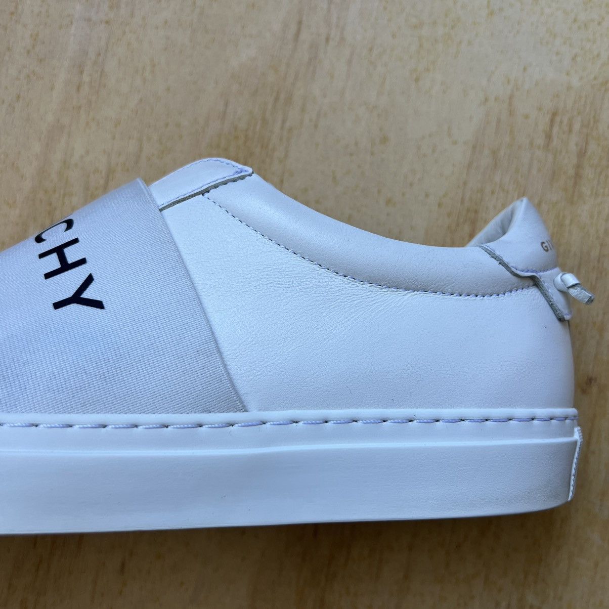 Givenchy Givenchy Urban Street Sneakers Size US 7 / EU 40 - 5 Thumbnail