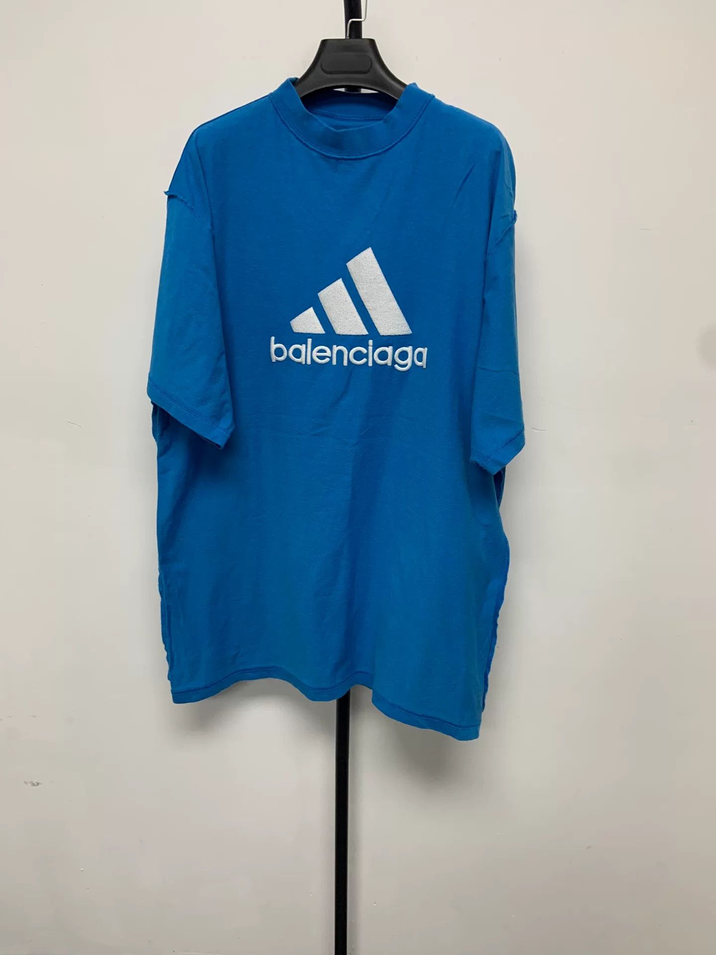 Balenciaga Balenciaga x adidas Logo Print Loose Sports T-Shirt Size US S / EU 44-46 / 1 - 1 Thumbnail