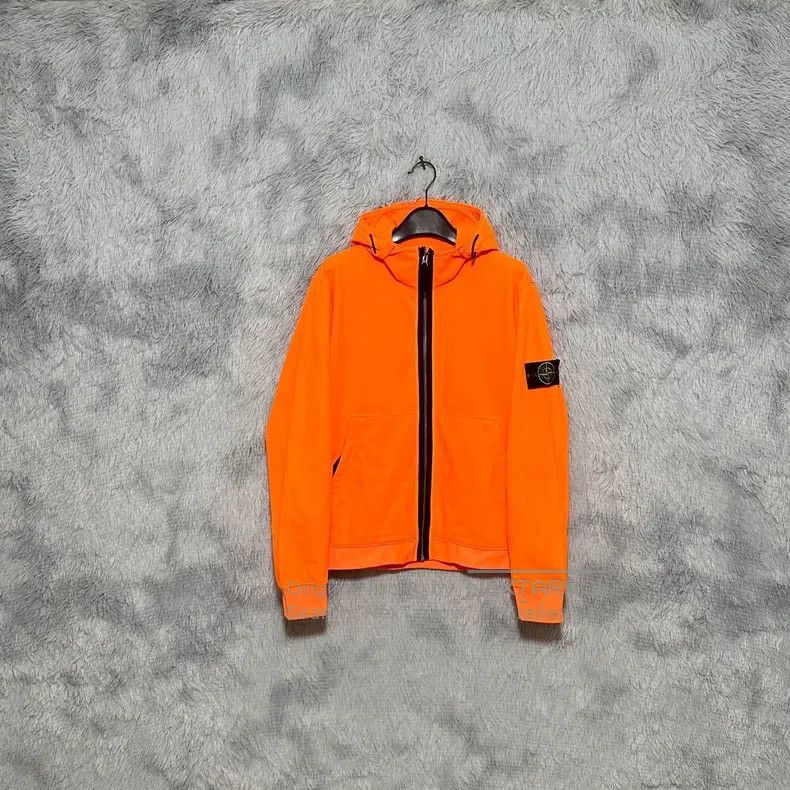 Stone Island Stone Island Soft shell jacket hooded coat orange M size Size US M / EU 48-50 / 2 - 1 Thumbnail
