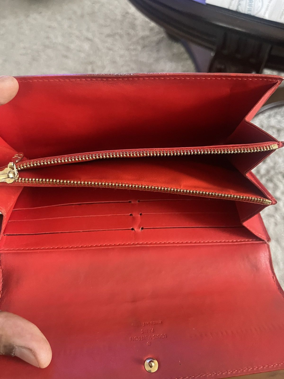Louis Vuitton Louis Vuitton 2012 Monogram Vernis Sarah Wallet Size ONE SIZE - 7 Thumbnail