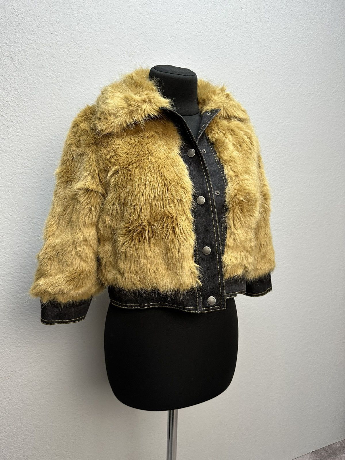 If Six Was Nine × Stella McCartney × Vintage Vintage Stella McCartney Fur Cropped Jacket Ifsixwasnine Size XS / US 0-2 / IT 36-38 - 3 Thumbnail