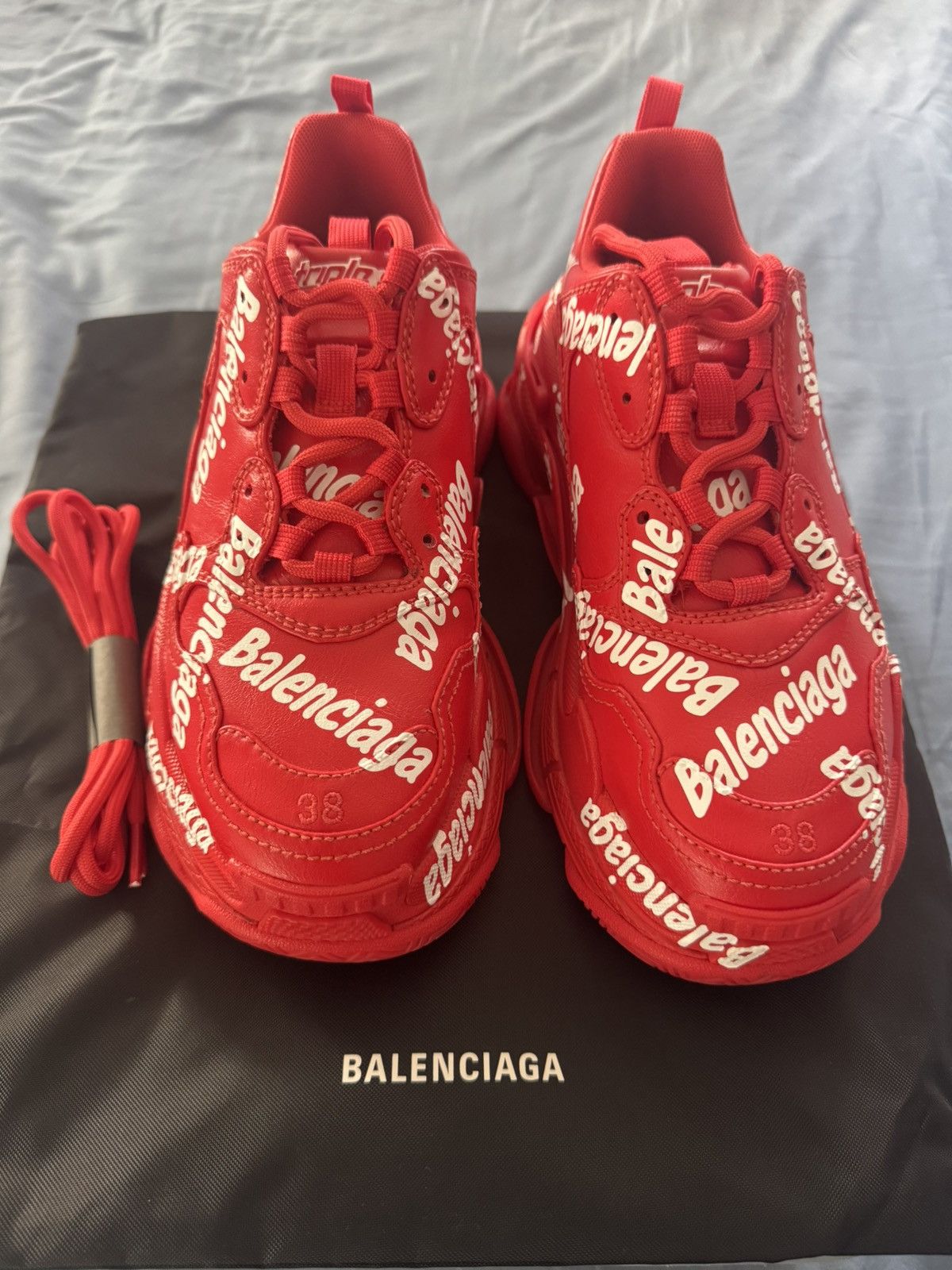 Balenciaga Balenciaga triple s logotype red/white Size US 10 / IT 40 - 1 Thumbnail