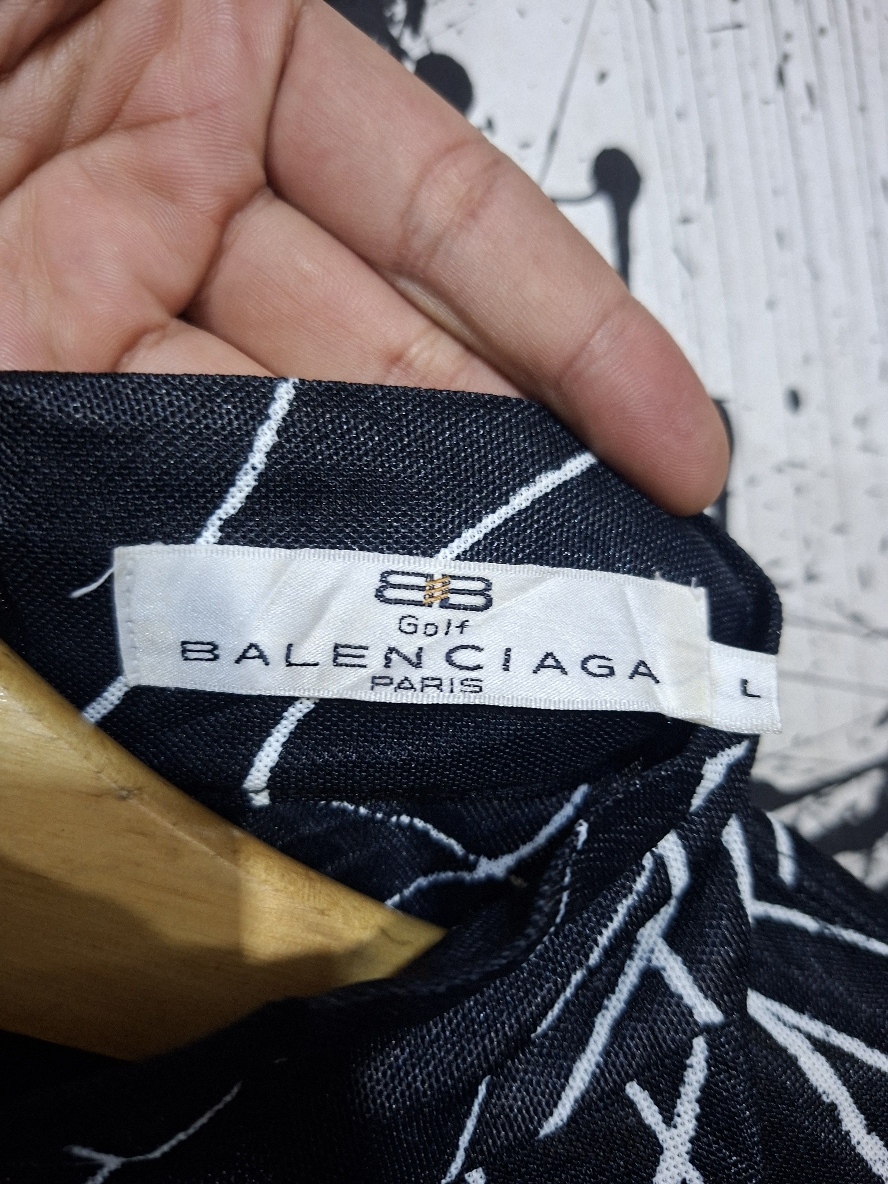 Balenciaga VINTAGE BALENCIAGA GRAFFITI MESH PRINTED BLOUSE SHIRT Size L / US 10 / IT 46 - 5 Thumbnail