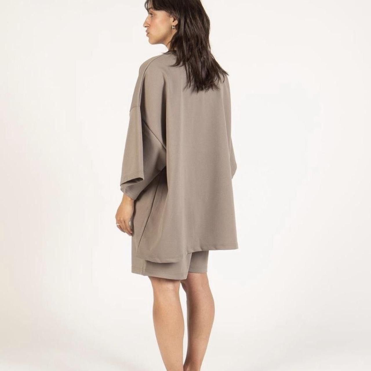 Other estudio niksen oversized lounge set (beige) tshirt & shorts Size US M / EU 48-50 / 2 - 1 Thumbnail