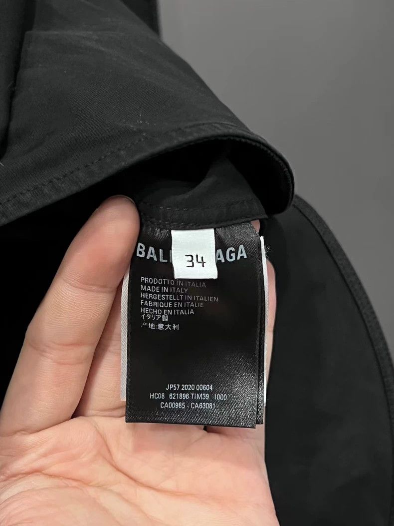 Balenciaga Balenciaga size 34 Embroidered Logo Classic Wash Black Shi Size US XS / EU 42 / 0 - 4 Thumbnail