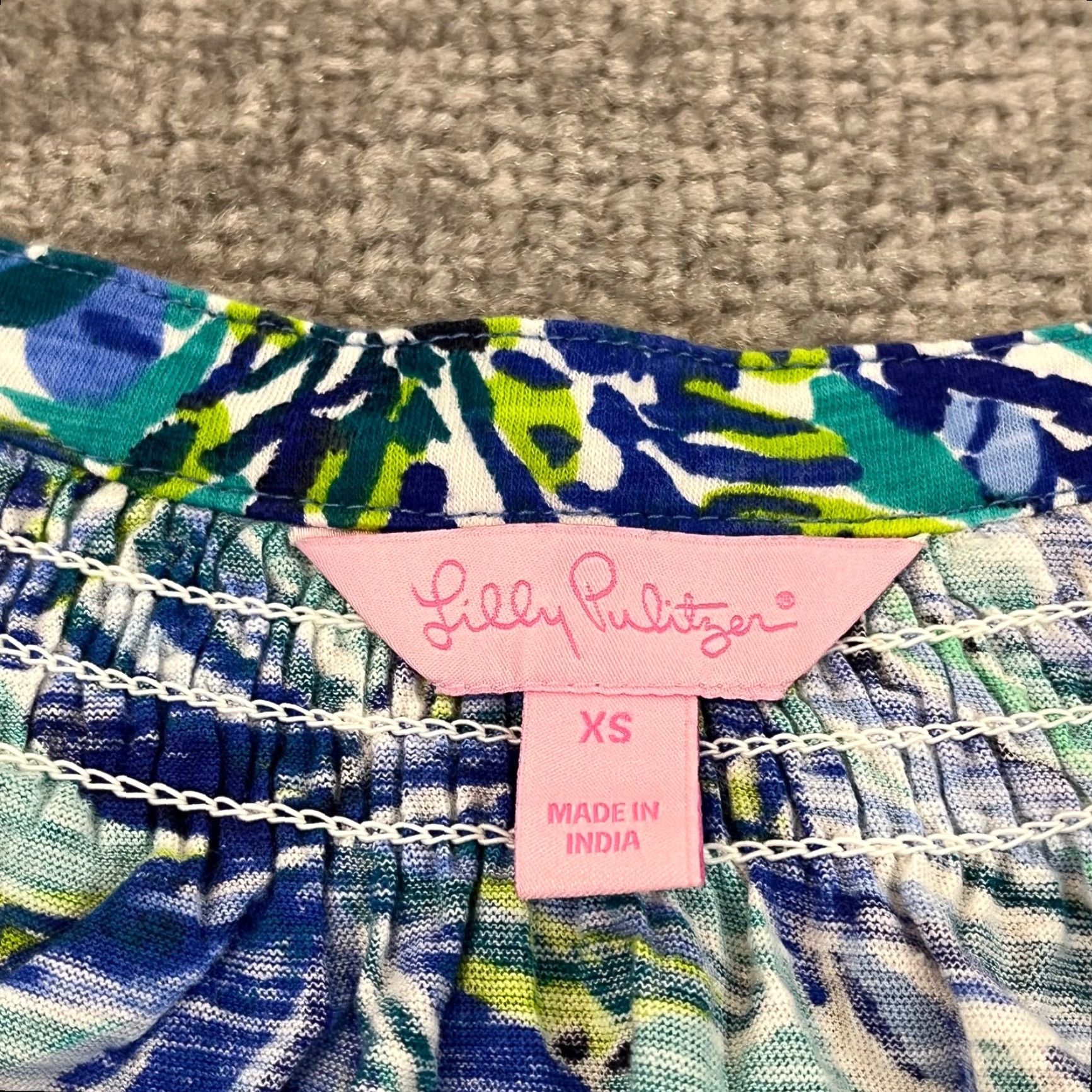 Lilly Pulitzer Lilly Pulitzer Essie Top Womens XS Sleeveless Button V-Neck Multicolor Floral Size XS / US 0-2 / IT 36-38 - 2 Thumbnail