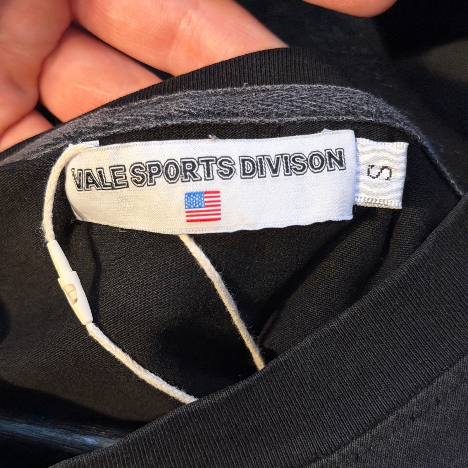 Vale Vale Forever Big Dog Sport Long-Sleeve Size US M / EU 48-50 / 2 - 3 Thumbnail