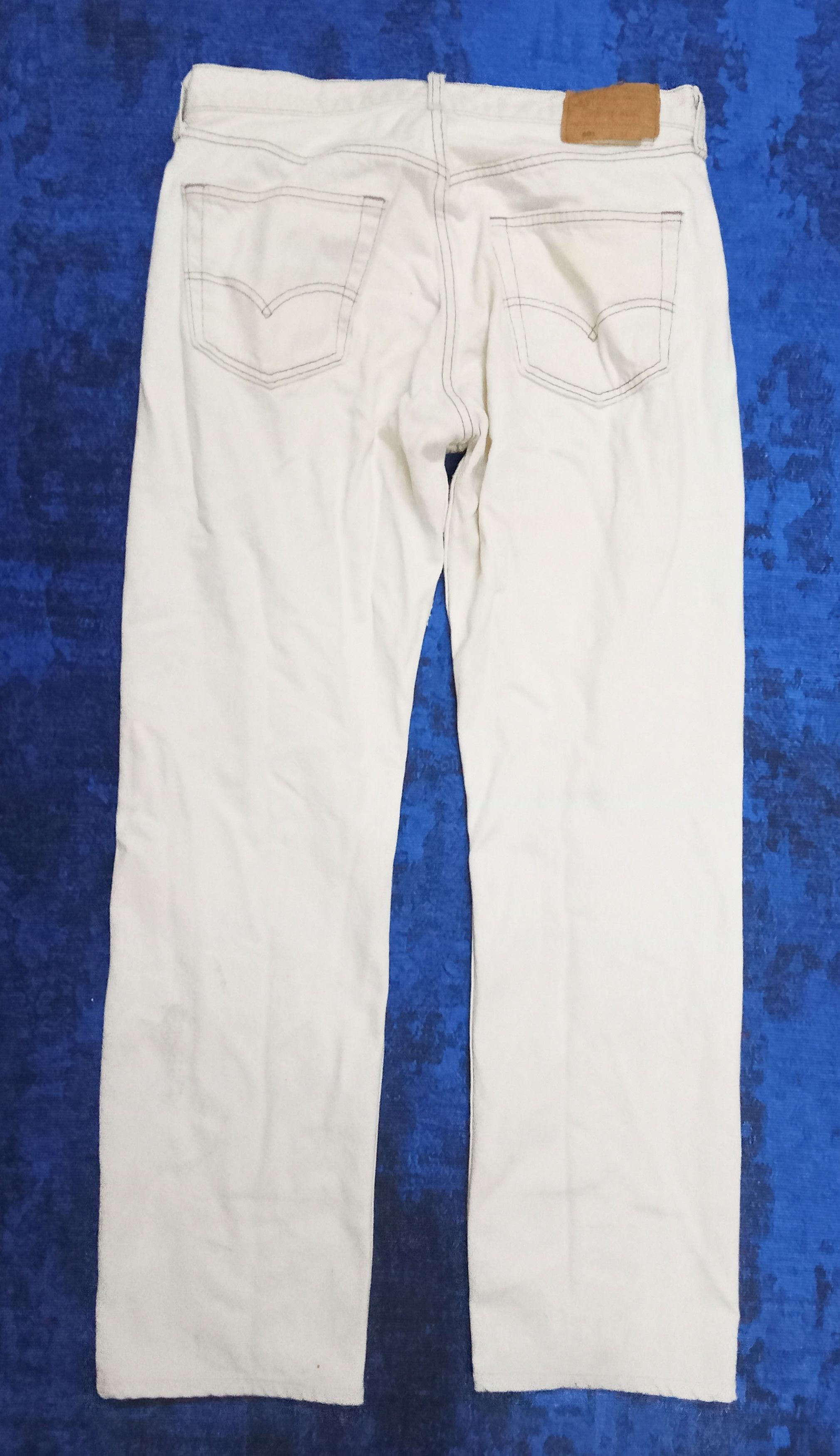Levi's Vintage Levi's 501 Remake Distressed Jeans Size US 34 / EU 50 - 2 Thumbnail