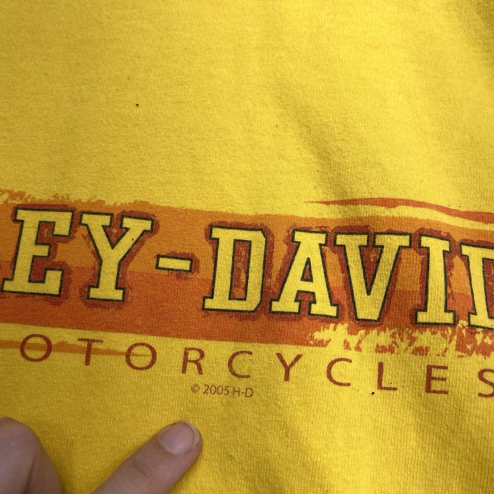 Harley Davidson VINTAGE Harley-Davidson Shirt Mens L Long Sleeve Yellow Flames 2000s Harley-Davidson Henley Size US L / EU 52-54 / 3 - 7 Thumbnail