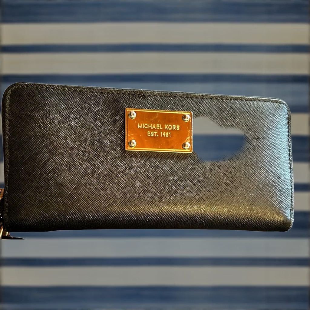 Michael Kors Michael Kors Saffiano Jet Set Zip Around Wallet Black Leather Women's Zip-Around Credit Card/Cardholder Size ONE SIZE - 1 Thumbnail