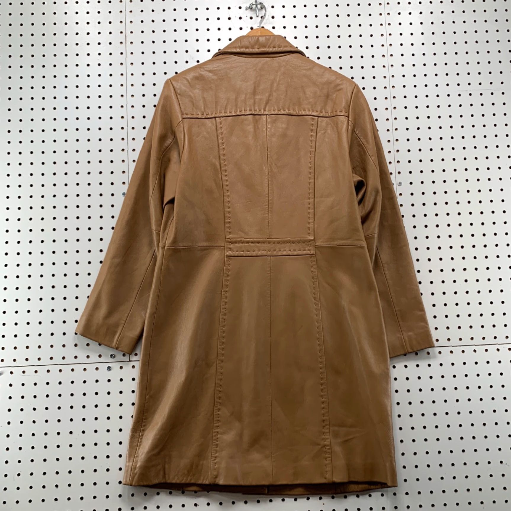 Vintage VINTAGE Reilly Olmes Leather Coat Womens M Brown Long Button Trench Coat 19x37 Style: Trench Coat Size M / US 6-8 / IT 42-44 - 3 Thumbnail