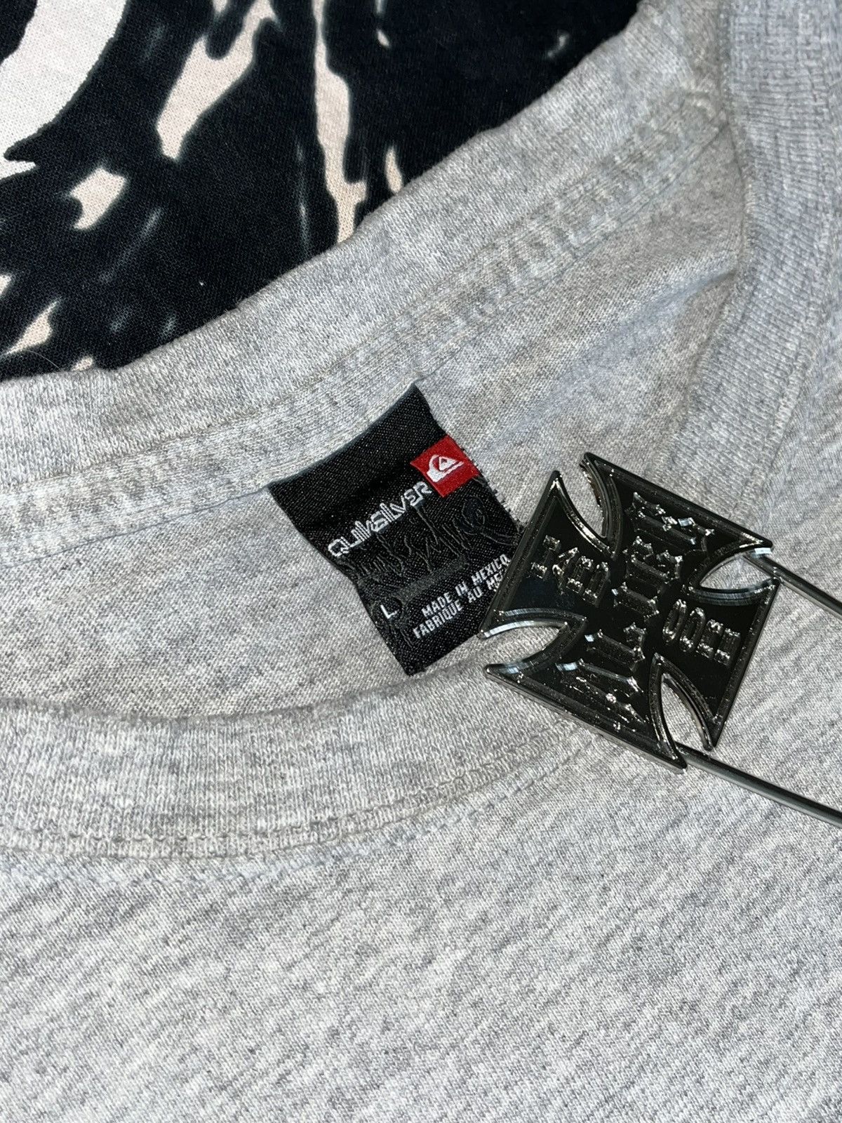 Vintage Crazy Y2K Faded Thrashed ERD Baggy Skater Essential Surf Tee Size US L / EU 52-54 / 3 - 6 Thumbnail