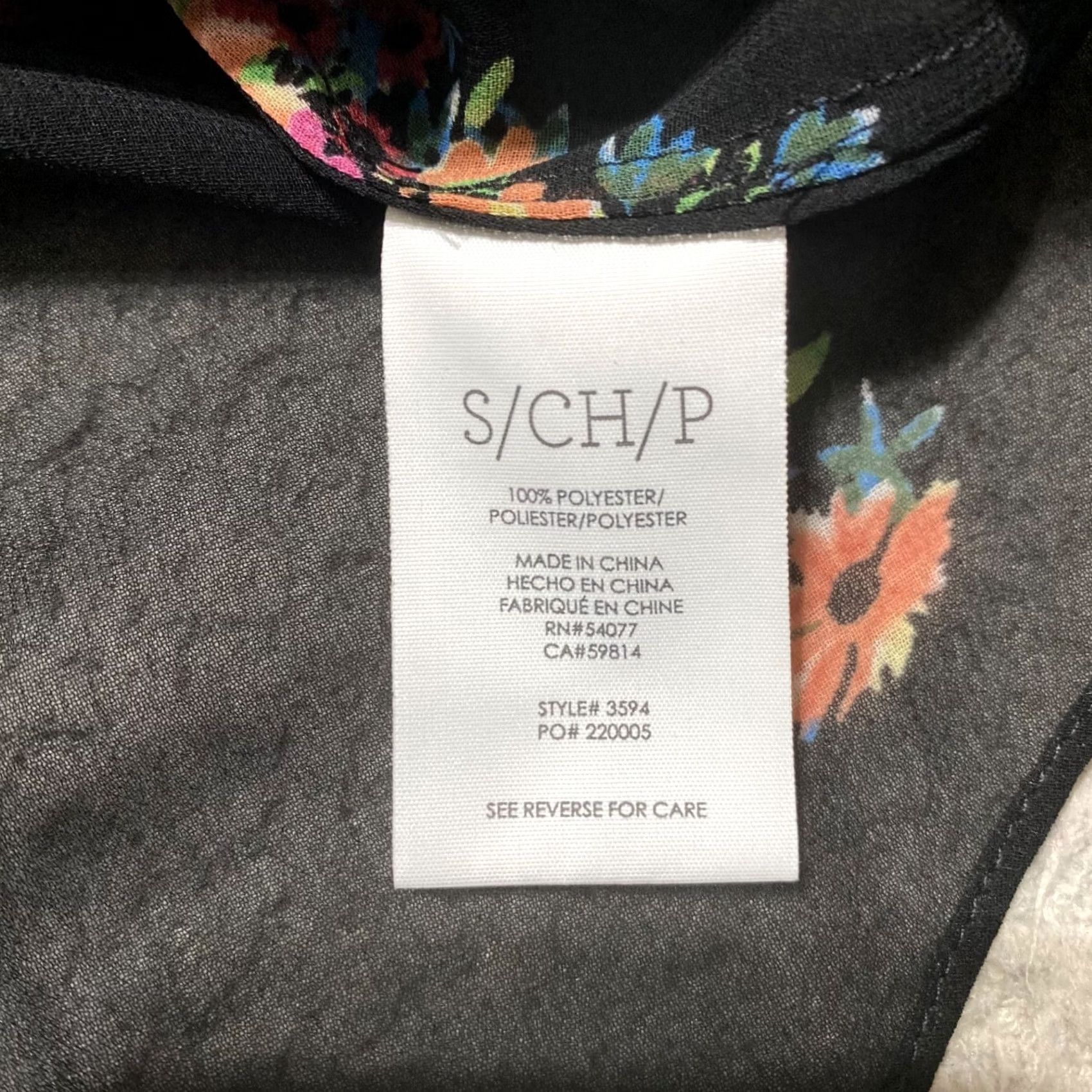 Vintage Cabi Shirt Womens Small Black Floral V Neck Long Sleeve Sheer Pullover Size S / US 4 / IT 40 - 4 Thumbnail