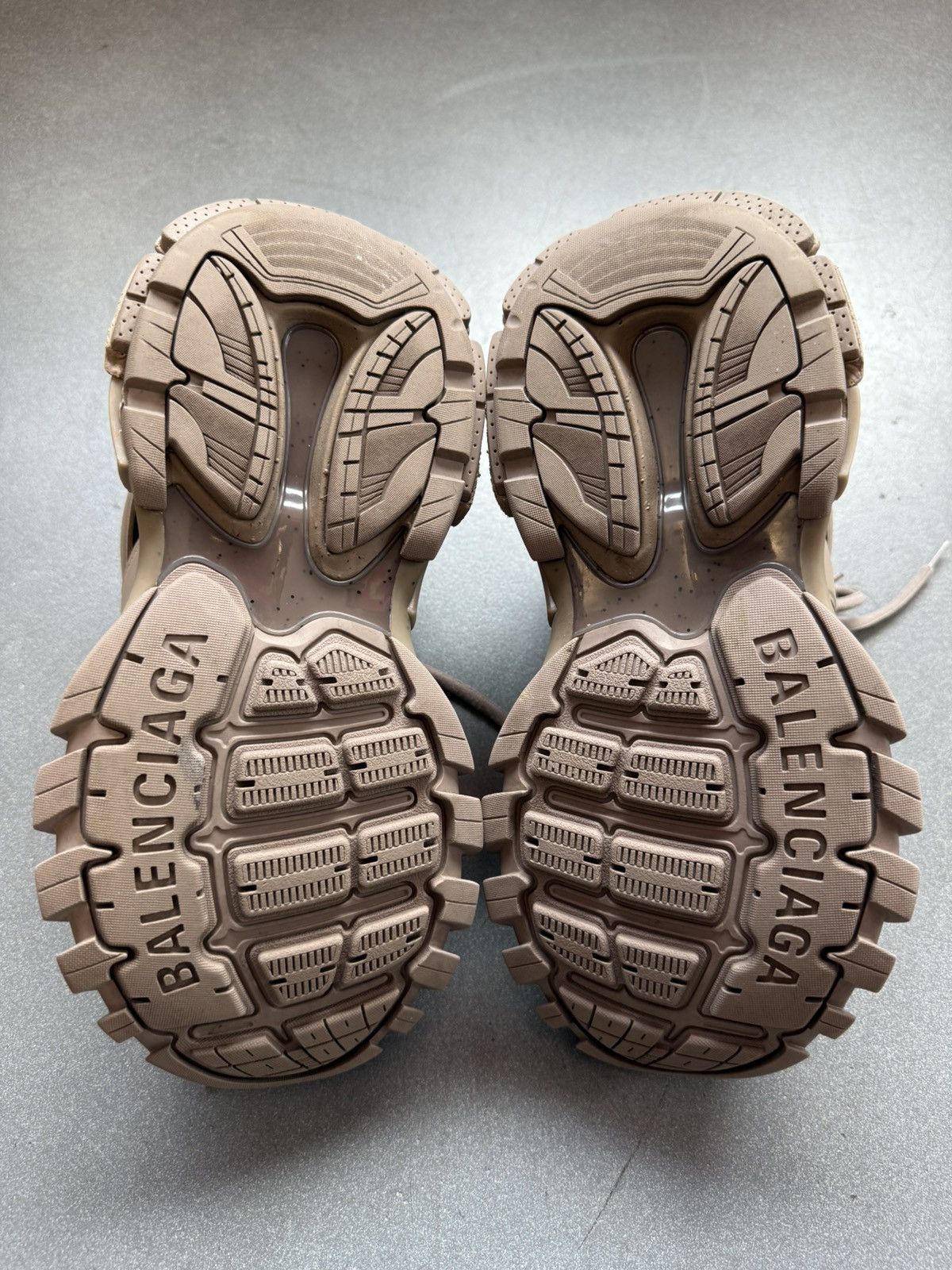 Balenciaga Balenciaga Track Sneaker Recycled Sole Beige Size 40 / 7W Size US 7 / IT 37 - 9 Thumbnail