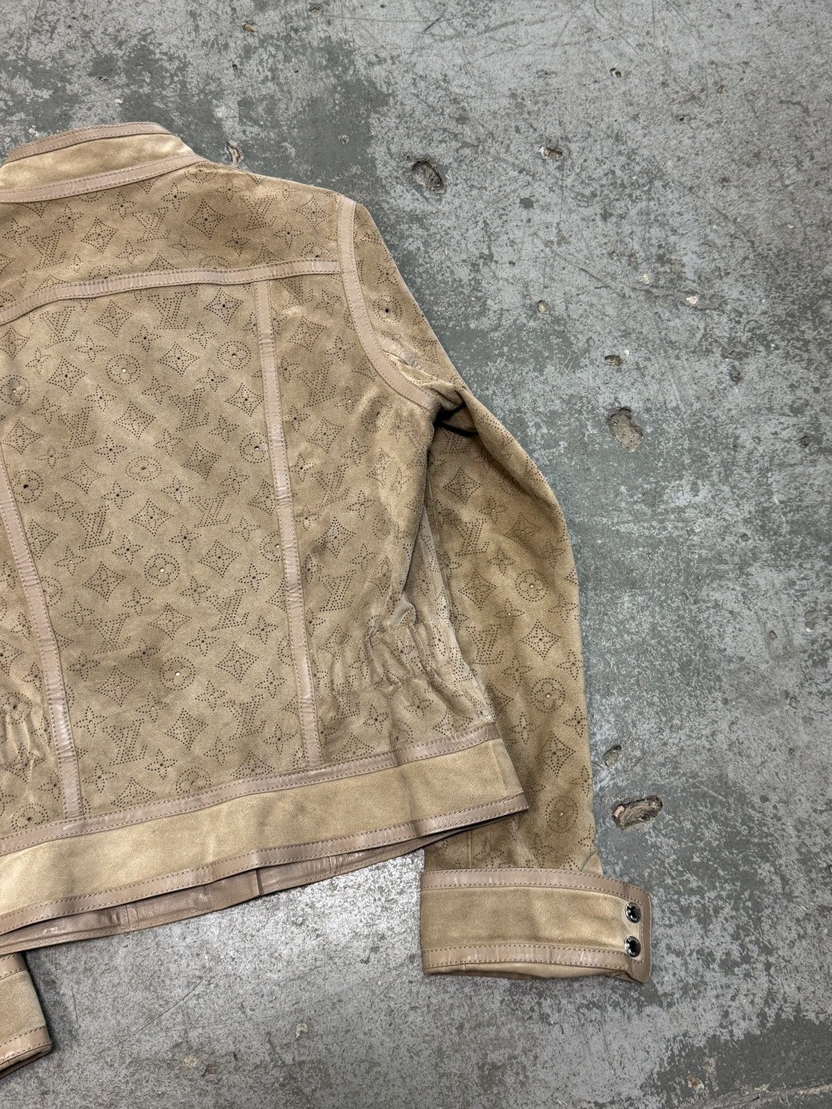 Louis Vuitton Louis Vuitton Biker Suede Leather Jacket Size M / US 6-8 / IT 42-44 - 15 Thumbnail