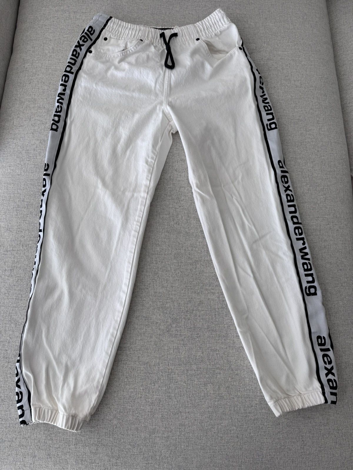 Alexander Wang Alexander Wang Jeans Sz XS Size 28" / US 6 / IT 42 - 1 Thumbnail