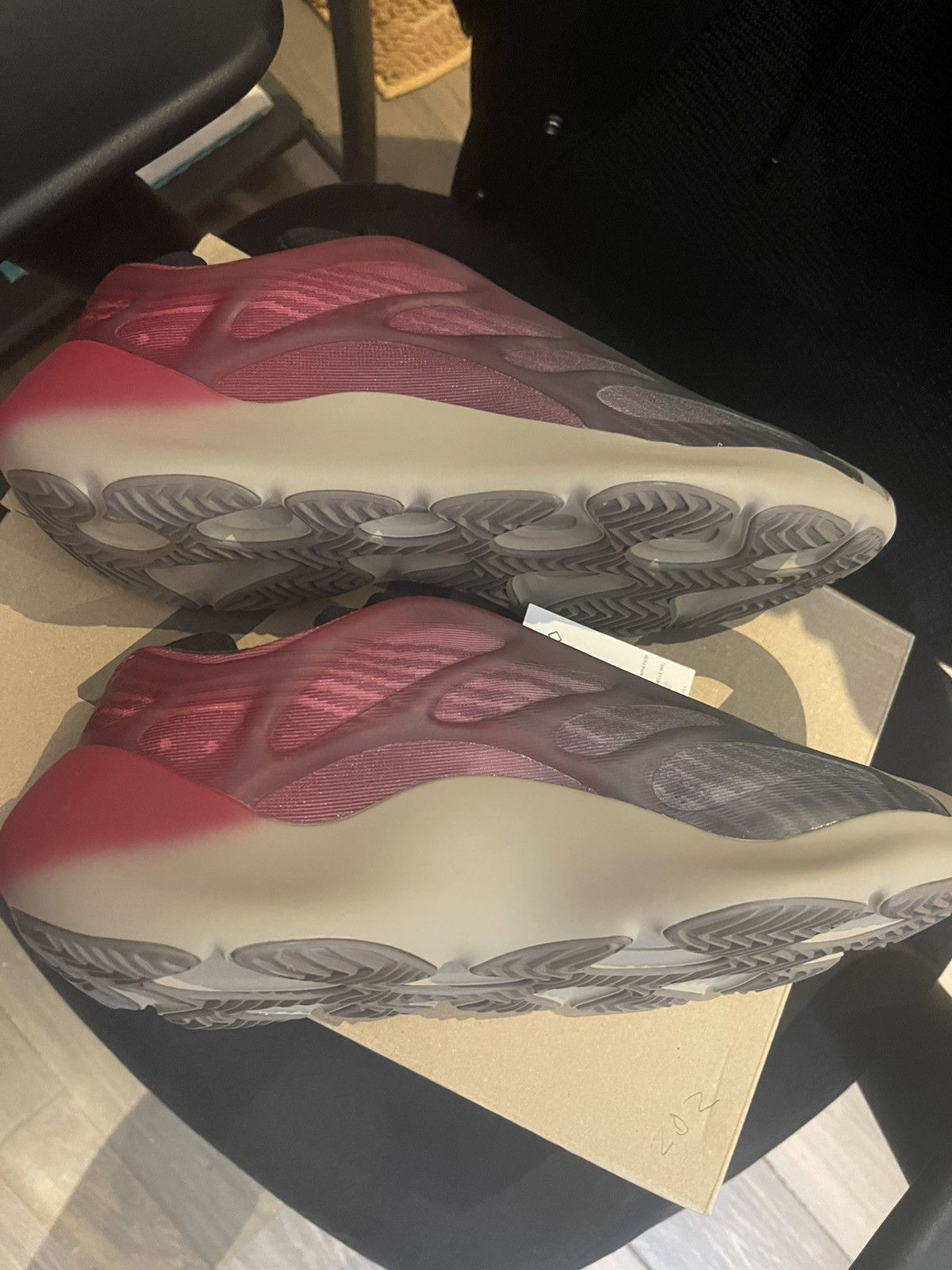 Yeezy Yeezy 700 Size US 11 / EU 44 - 3 Thumbnail