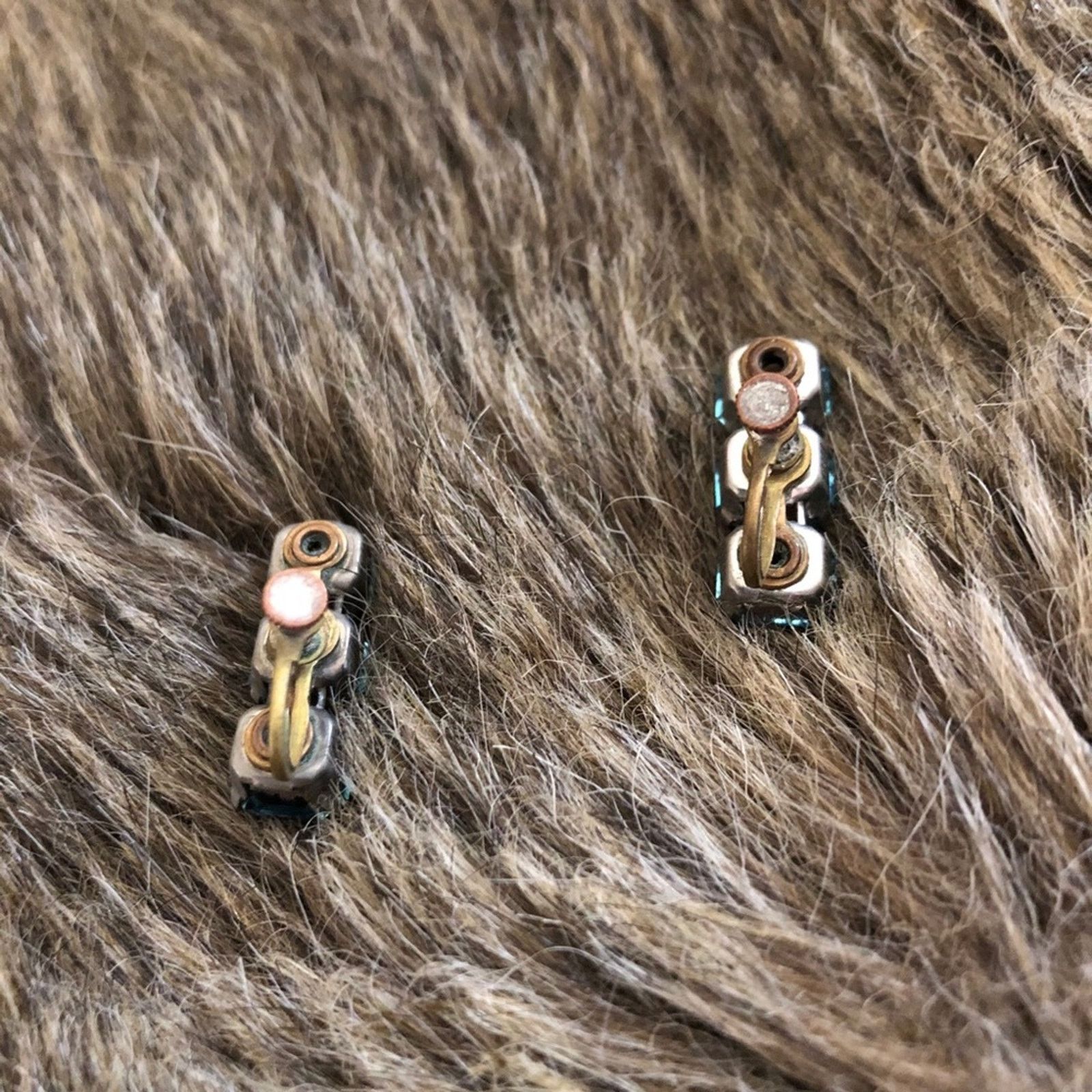 Other Antique 1940s blue glass stone screw back clip ons Size ONE SIZE - 4 Thumbnail